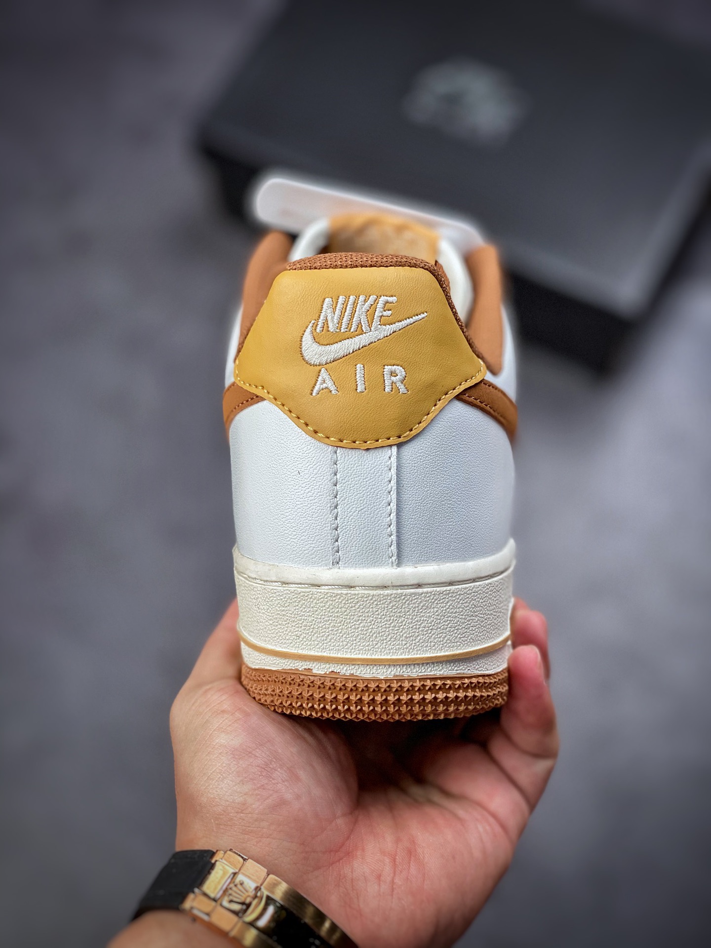220 Nike Air Force 1 Low 07 奶油黄拼接 CW3388-204