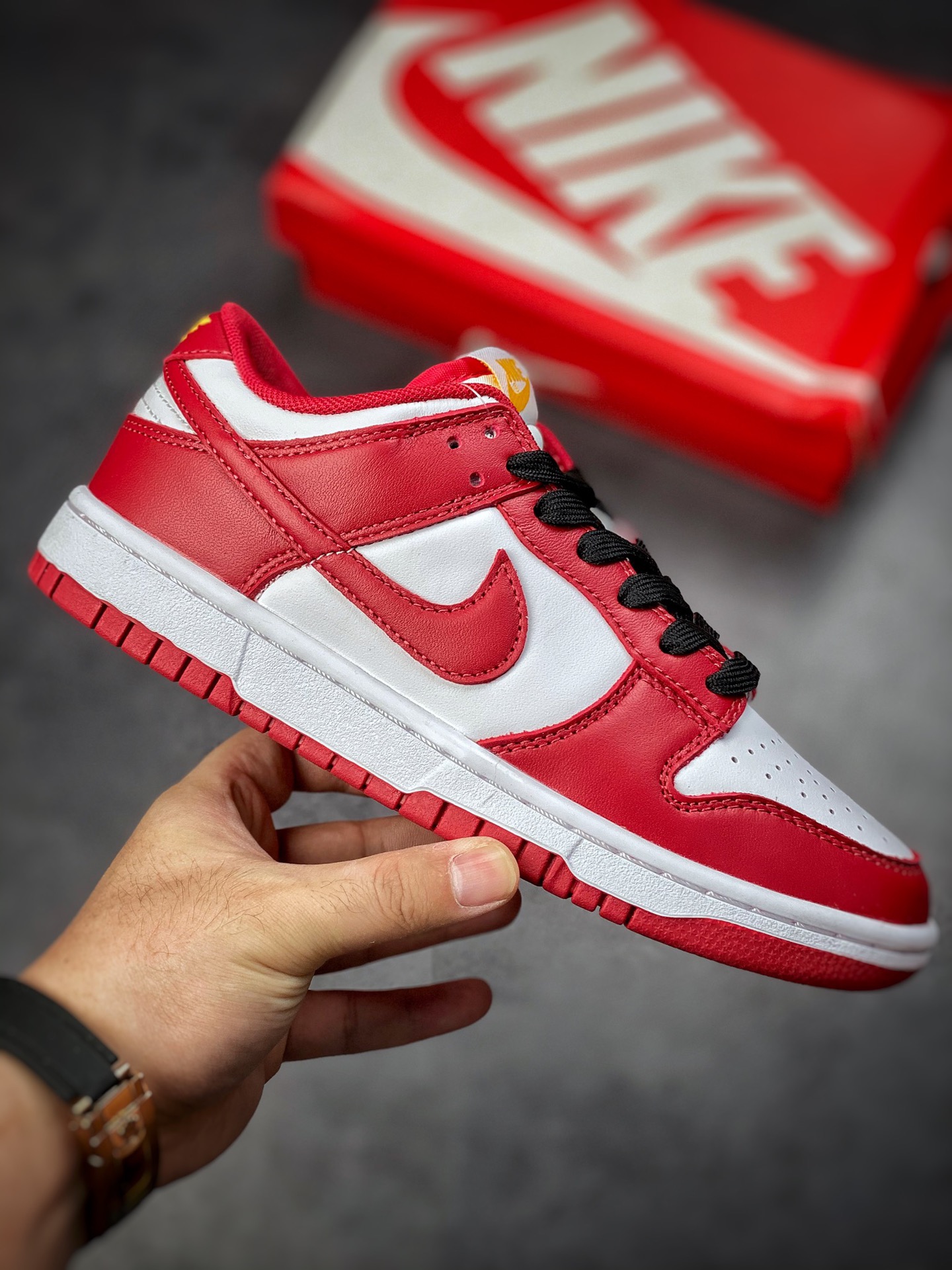 300 Nike SB Dunk low “Gym Red” 白红配色  DD1391-602