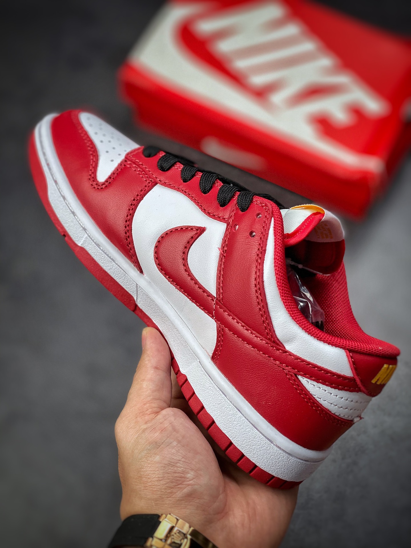 300 Nike SB Dunk low “Gym Red” 白红配色  DD1391-602