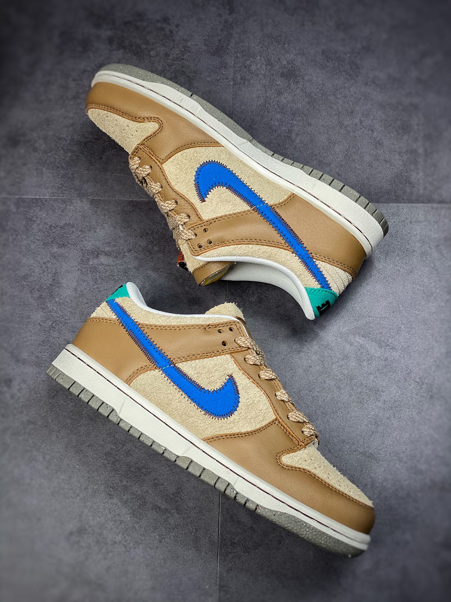 Nike SB Dunk low ”Dark Driftwood” stitching brown and blue DO6712-200