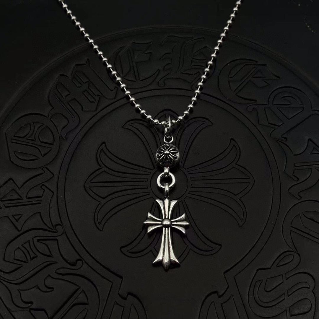 NO:113709,High-version Croheart classic necklace, single ball cross pendant with round bead chain, size 50-70, can be matched with other necklaces, jewelry boutique, chrome hearts, necklace19860909高版本克罗心经典款项链,单球十字架吊坠配圆珠链,尺寸50-70,可搭配其他项链,,饰品精品,chrome hearts,necklace,Jewelry