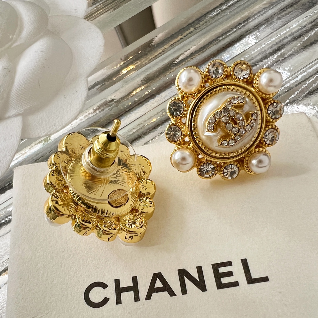 新款☑️CHANEL香奈儿双c菱形水钻珍珠耳钉耳环