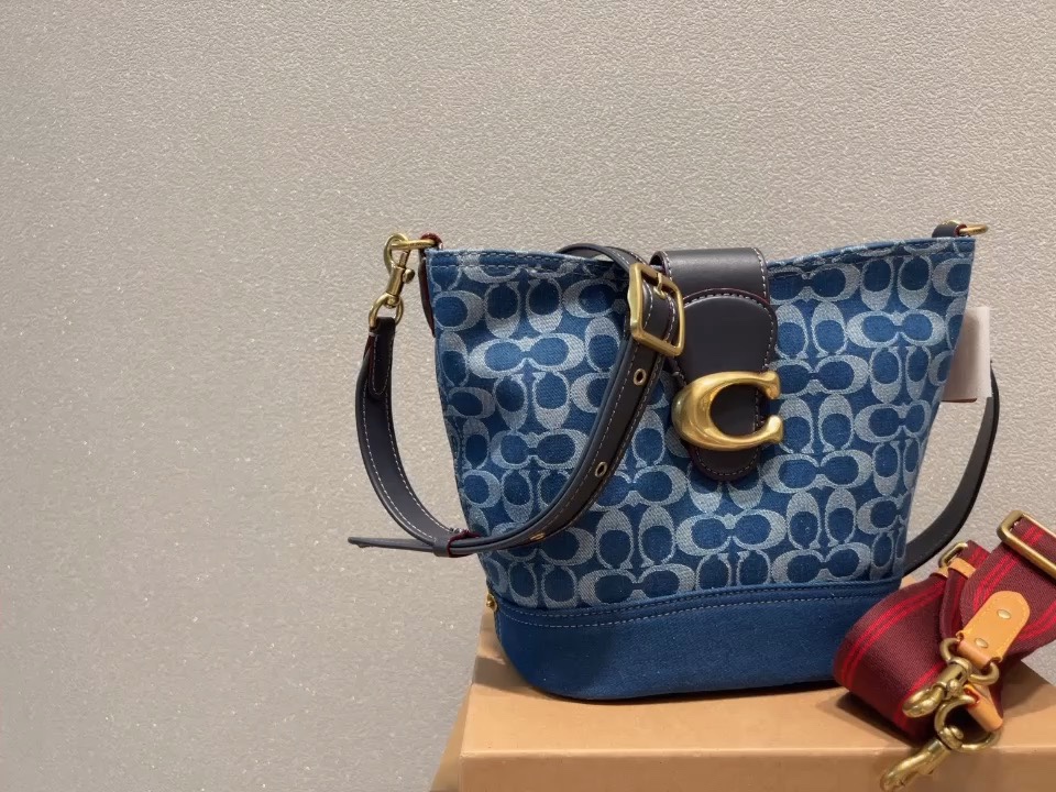 Yupoo Gucci Bags Watches Nike Clothing Jordan Yeezy Balenciaga Shoes
