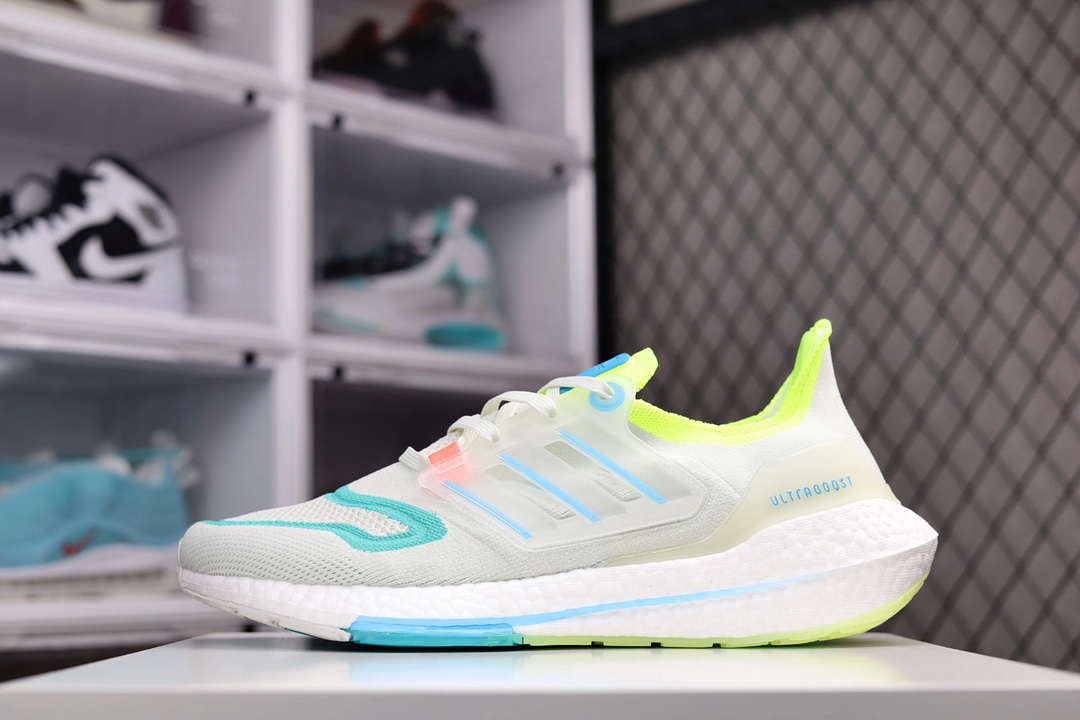 H0 Adidas Ultra Boost 22 “Made With Nature” 阿迪达斯新款8.0厚底爆米花跑鞋全掌Boost将缓震和能量回馈再一次进行了升级，提供更好的舒适穿着体验，UB8.0 J5 oPrimeknit编织工艺，S型Heel Counter提供更加精准锁定后跟，带来出众的后跟包裹，LEP创新大底延续马牌橡胶大底，同时新加入LEP结构，为每一步提供更多动力及更好回弹。