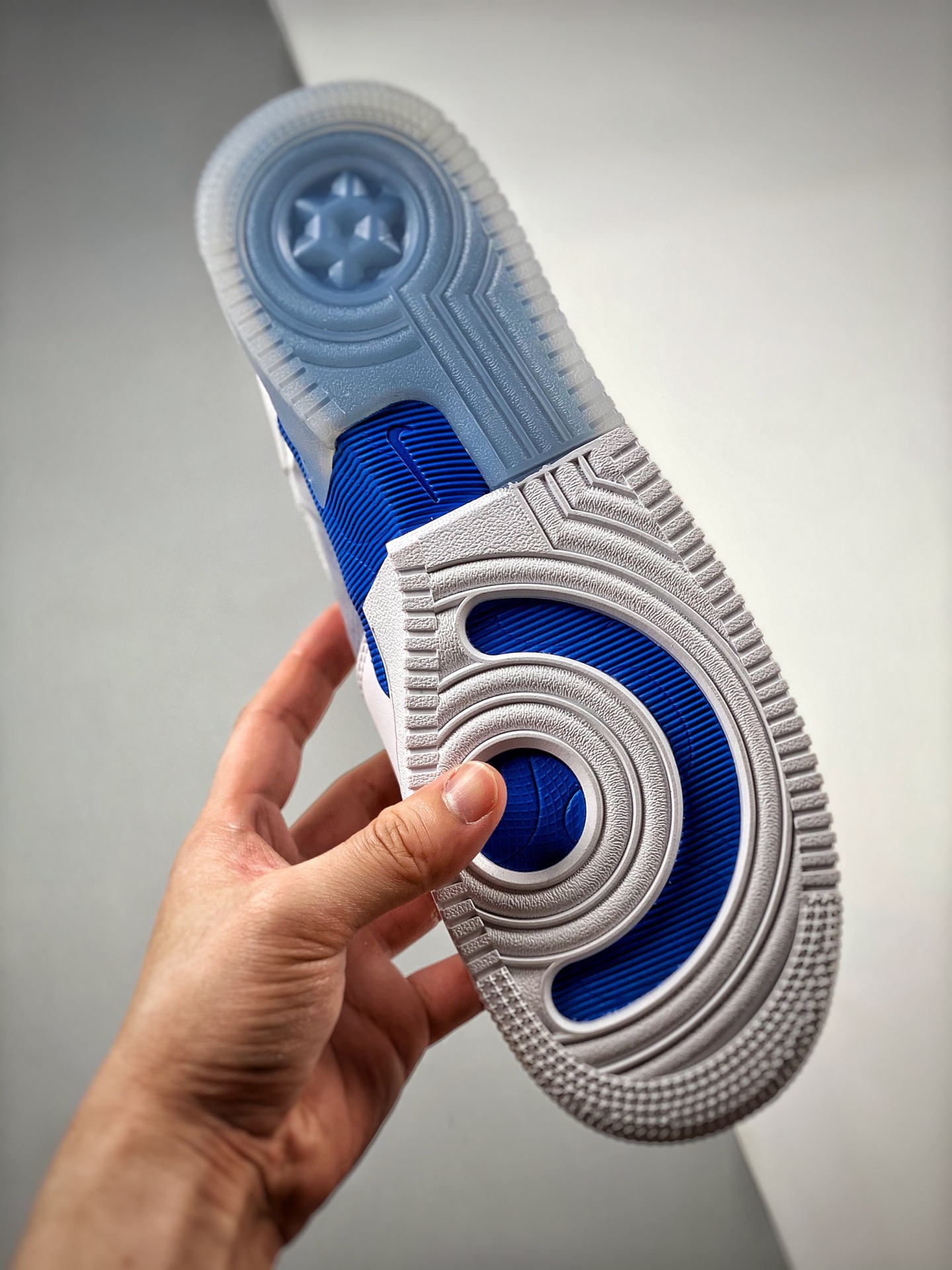 Miniatura 8