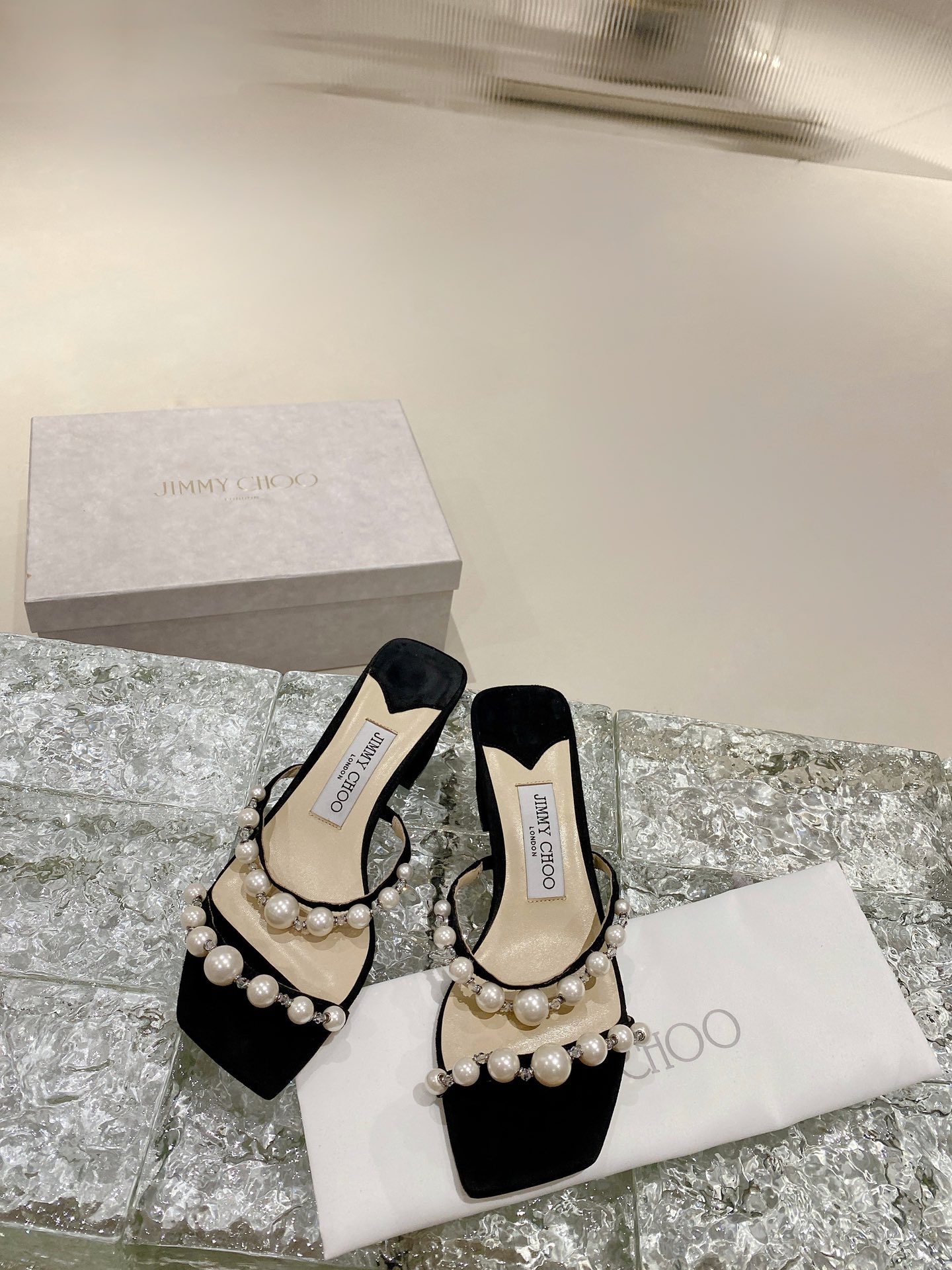 JIMMY CHOO ハイヒール サンダル ミュール ポインテッドトゥ パンプス クリスタルストラップ+輸入シープスキン フルグレインクリスタルシープスキン