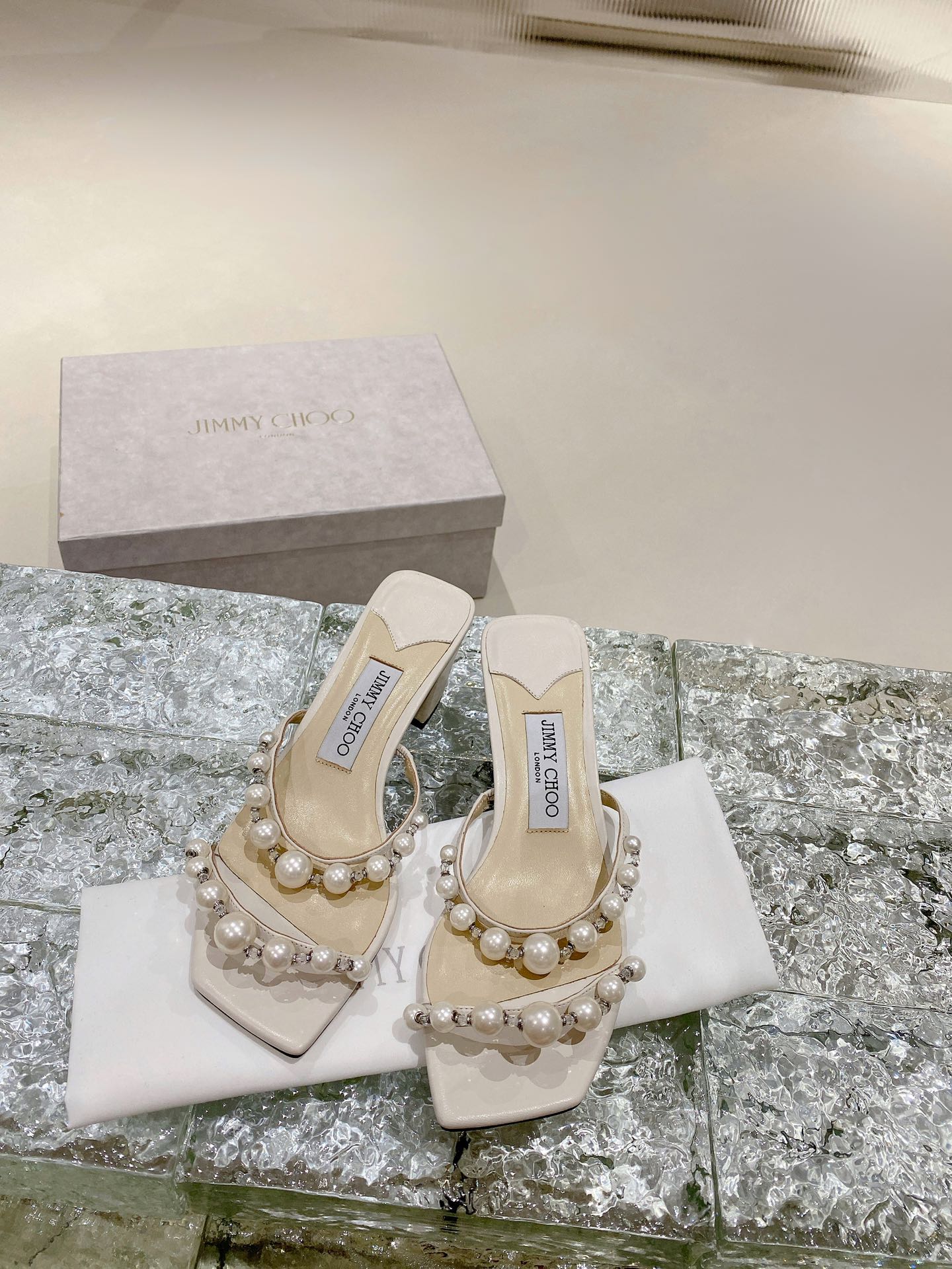 JIMMY CHOO ハイヒール サンダル バックストラップサンダル ポインテッドトゥパンプス クリスタルストラップ+輸入シープスキン フルグレインクリスタルシープスキン