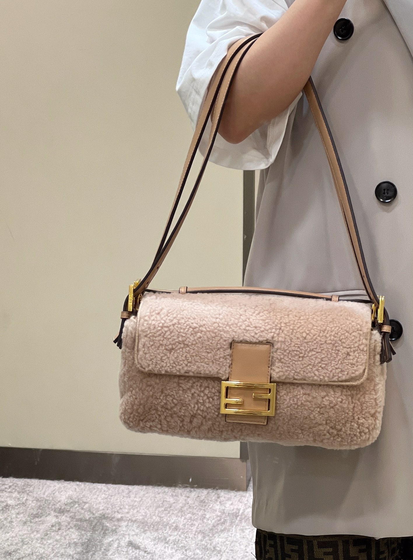 Fendi Upper body picture