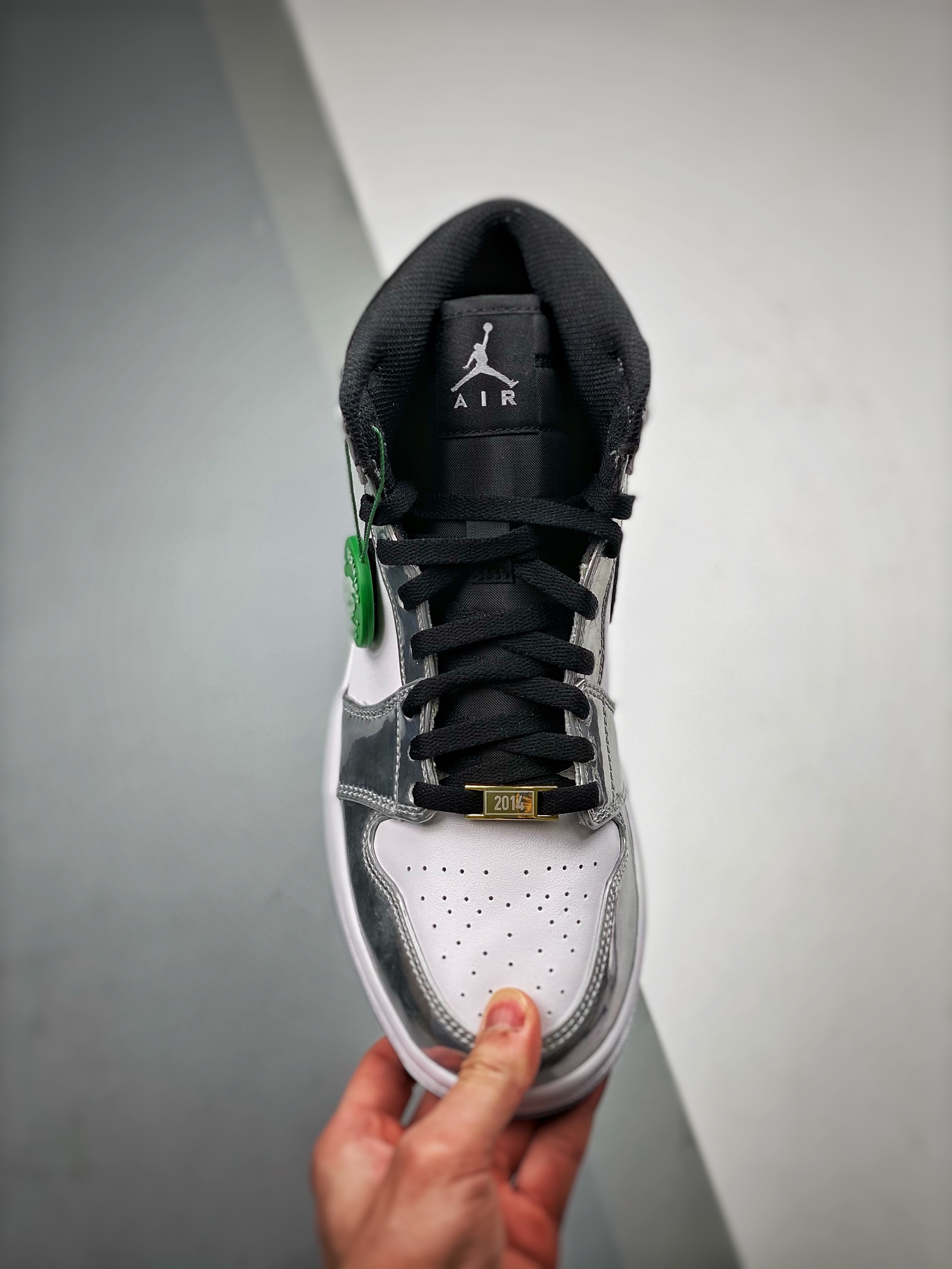 500 Air Jordan 1 ”Pass The Torch” 伦纳德 白银电镀AQ7476-016