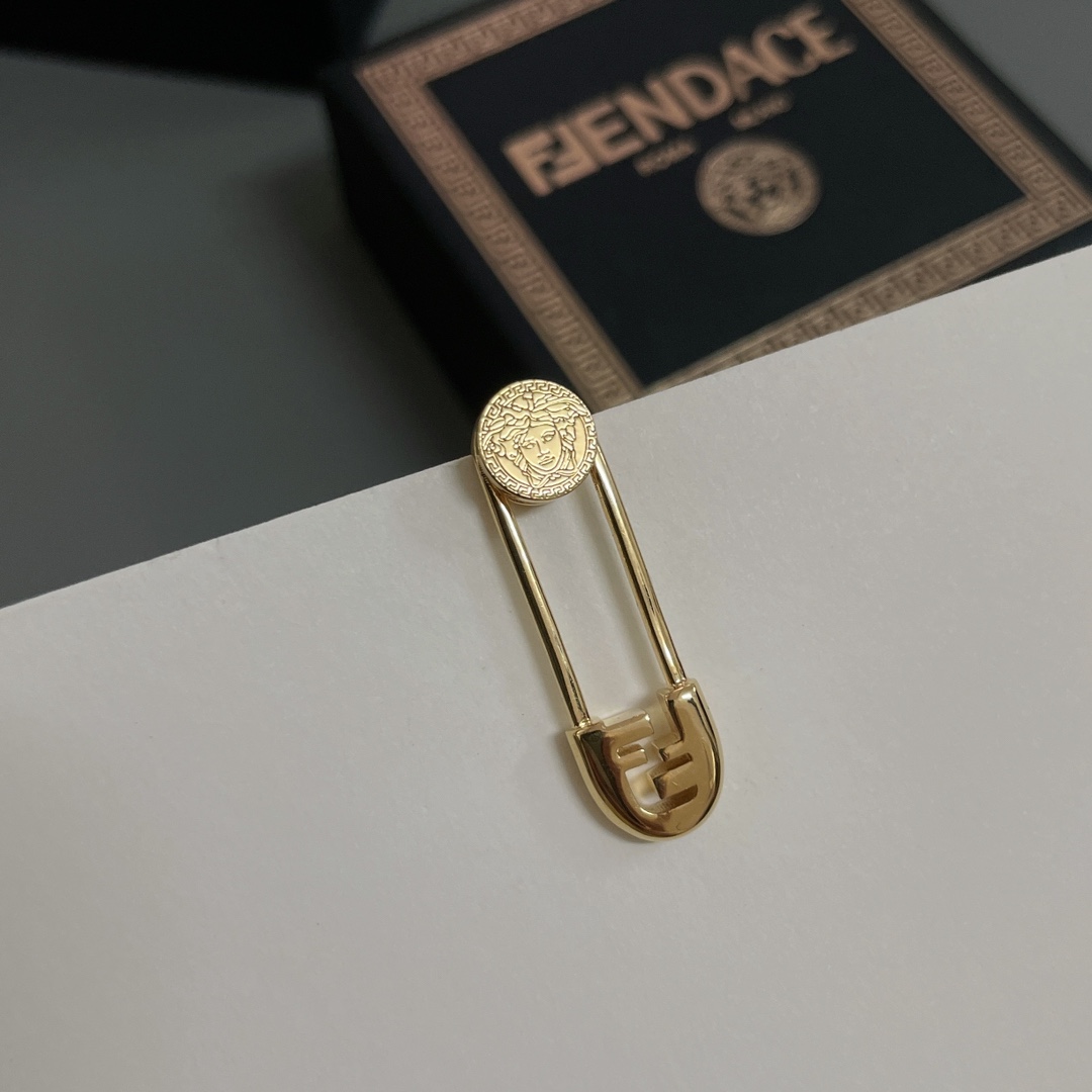 Z2400 Z-Sing Brass Accessories: Classic Medusa Design with Fend! - 图片 8