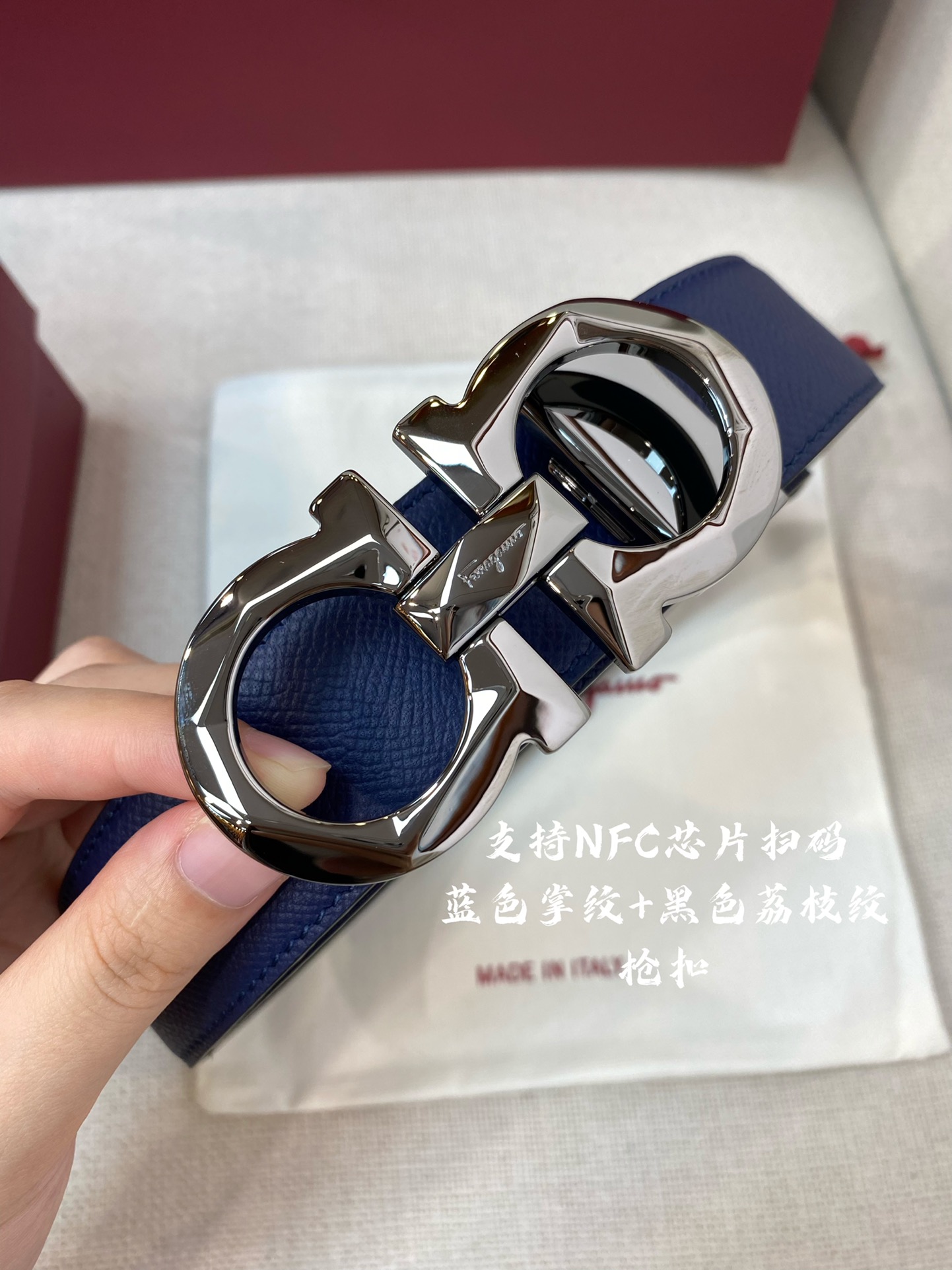 [Ferragamo Belts]Ferragamo counter synchronization The belt is made of double-