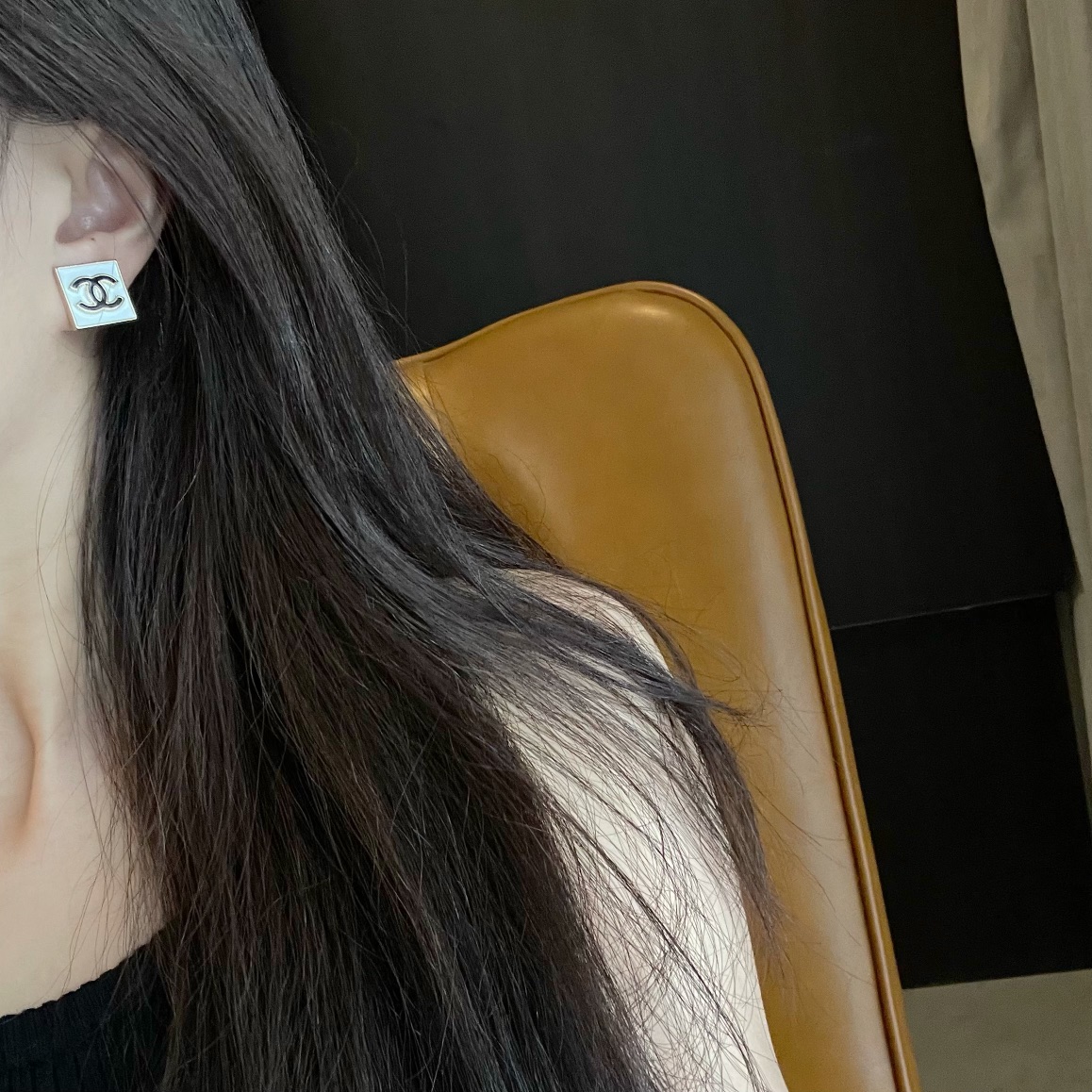 新款☑️CHANEL香奈儿双c方形珐琅耳钉耳环