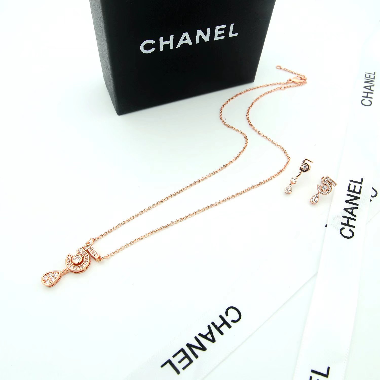 Valentino Haute Couture Haute Joaillerie Fine Jewelry Earrings Necklace 7