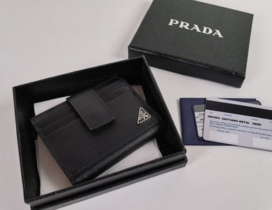 Flawless Prada Wallet Card pack Buy High-Quality Fake Men Cowhide