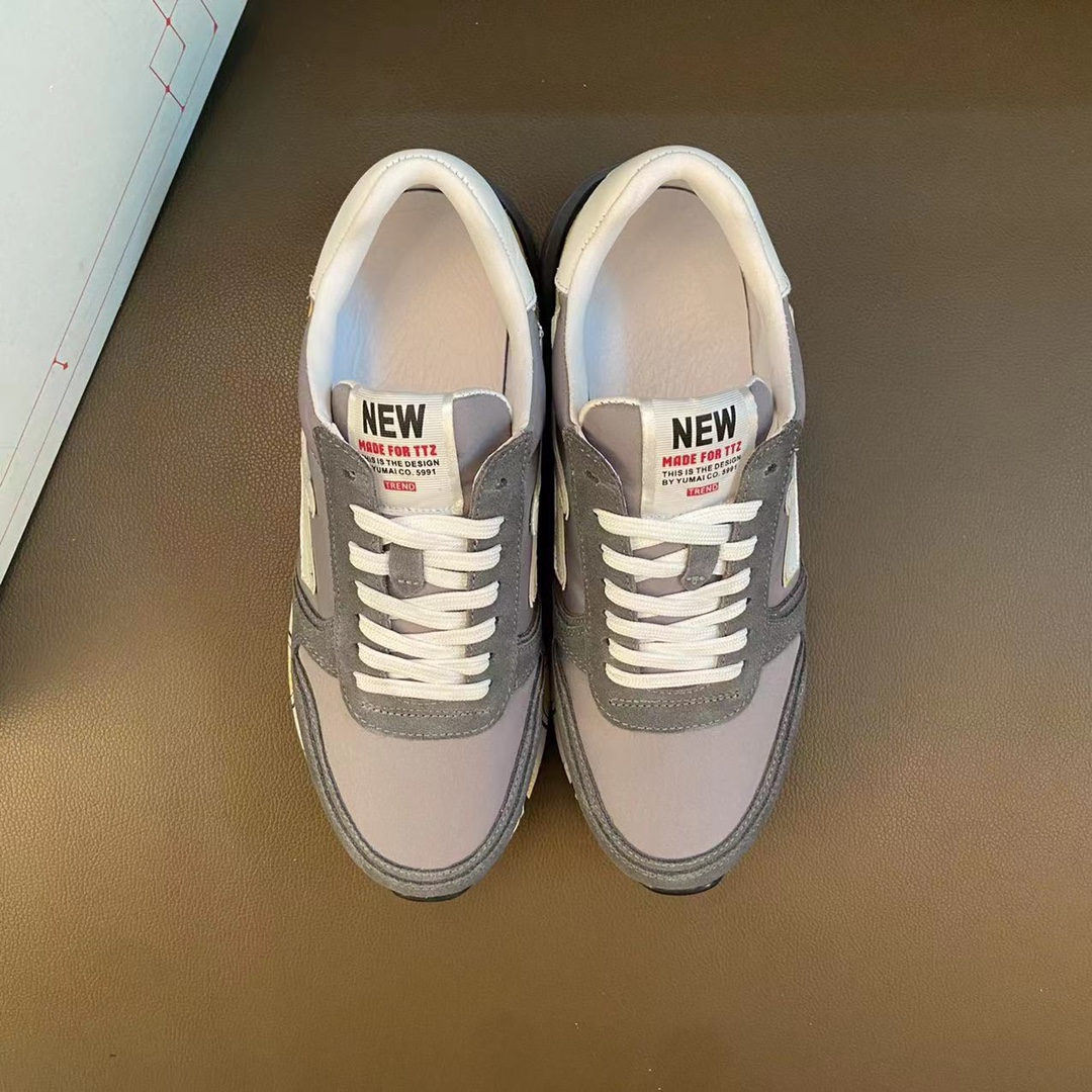 J0  高品质😍 欧美大师设计简洁高档大气，专柜品质值得信赖，面料进口顶级牛皮 ➕原版材料 😍 羊皮内里🐑 做工精细，专柜原版大底，上脚舒适百搭，潮男乐福专属定制，小 麦昆 Alexander McQueen  适合司机户外行车🚗 休闲鞋系列之首 男鞋