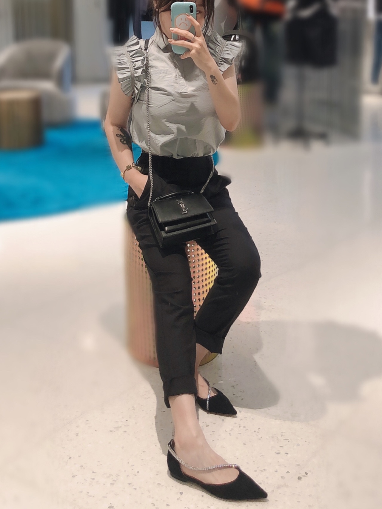 YSL 𝑺𝒖𝒏𝒔𝒆𝒕 𝑾𝒐𝒄 19CM 牙签纹日落包 533026黑色/银扣