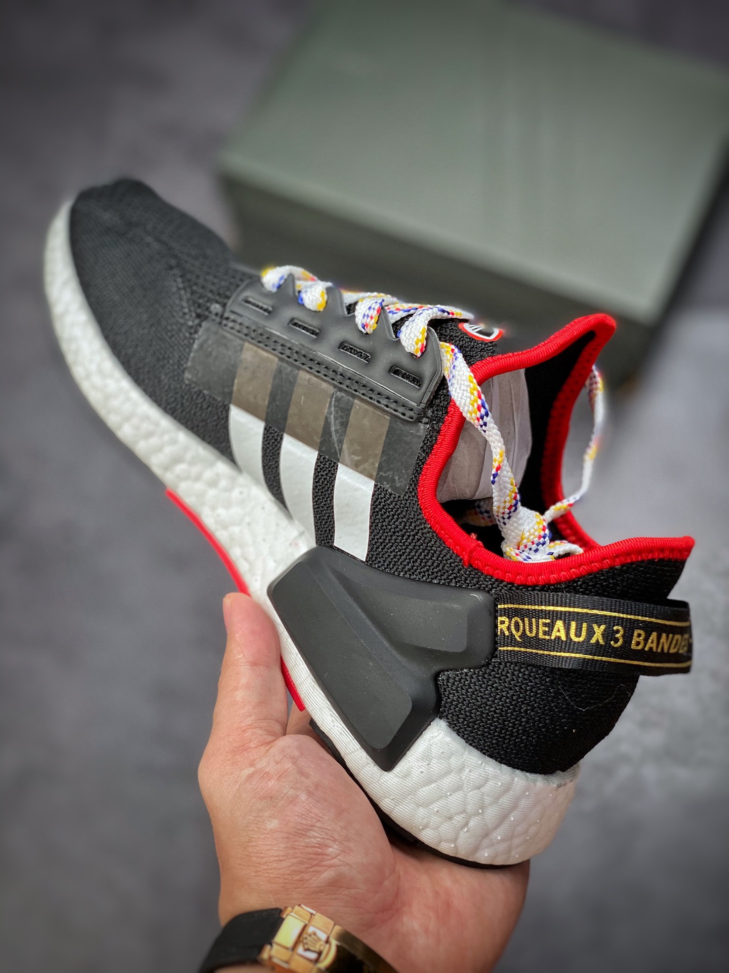 Adidas NMD V2 black and white red tiger flutter version counters synchronously put on the shelf in stock warehouse GY5355