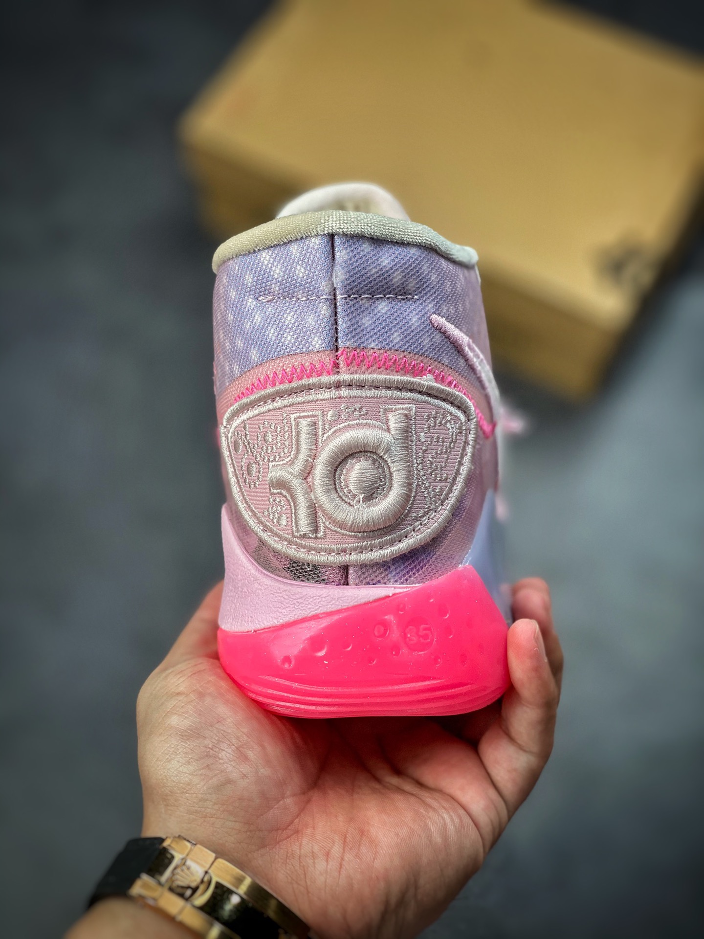 260 Nike Zoom KD12 ”What The Aunt Pearl” 乳腺癌  CT2744-900