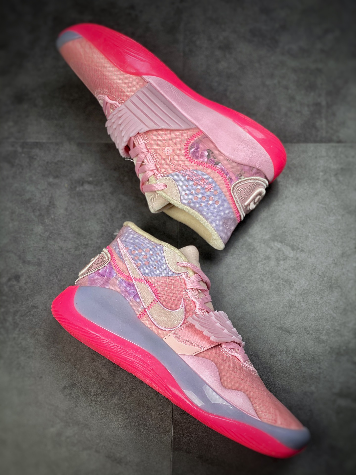 260 Nike Zoom KD12 ”What The Aunt Pearl” 乳腺癌  CT2744-900