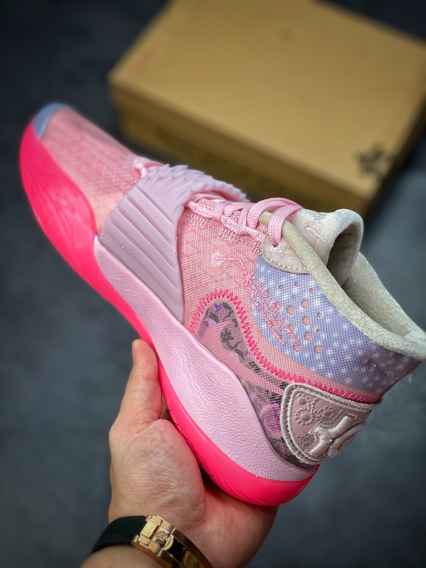 260 Nike Zoom KD12 ”What The Aunt Pearl” 乳腺癌  CT2744-900