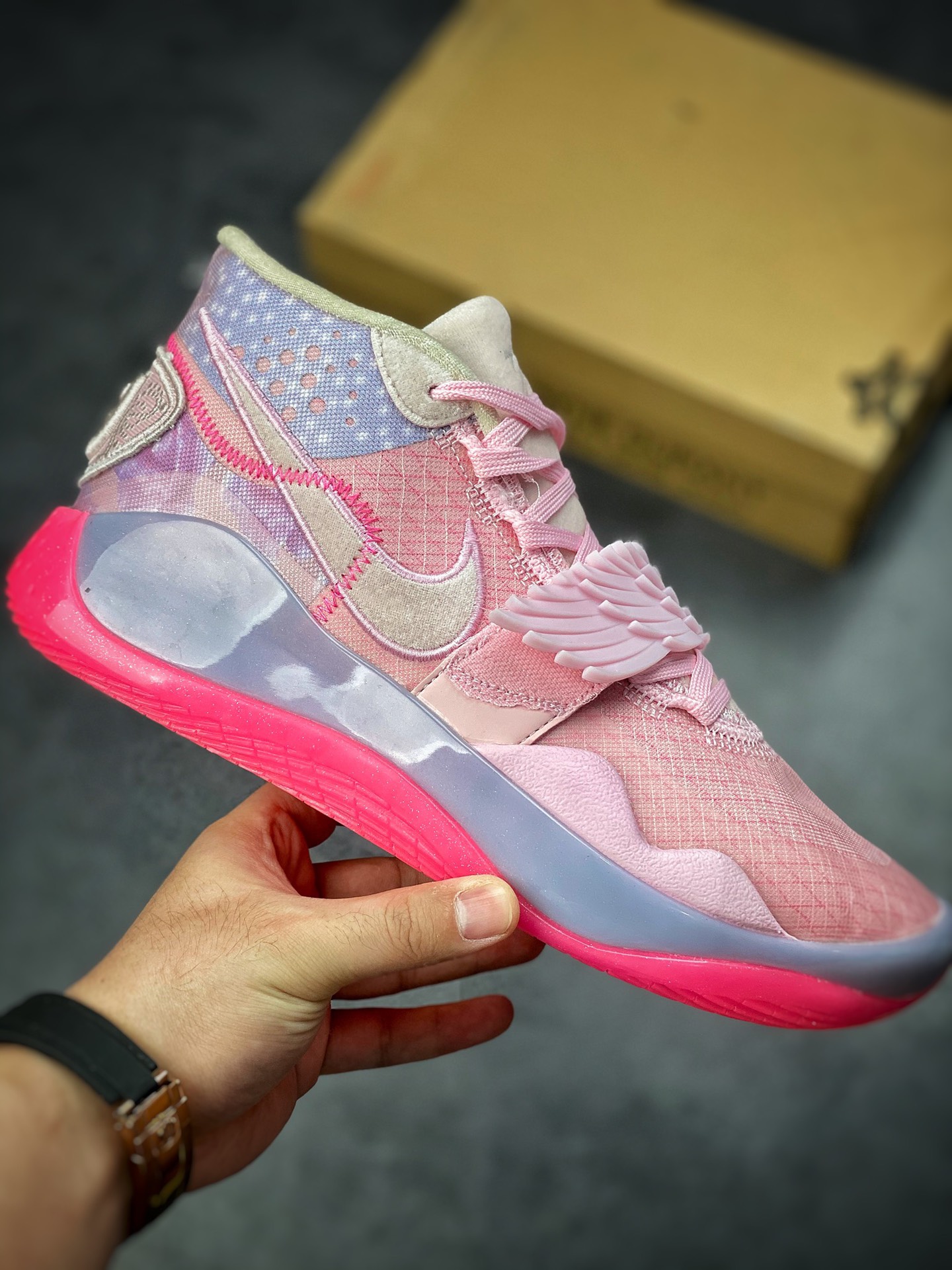 260 Nike Zoom KD12 ”What The Aunt Pearl” 乳腺癌  CT2744-900