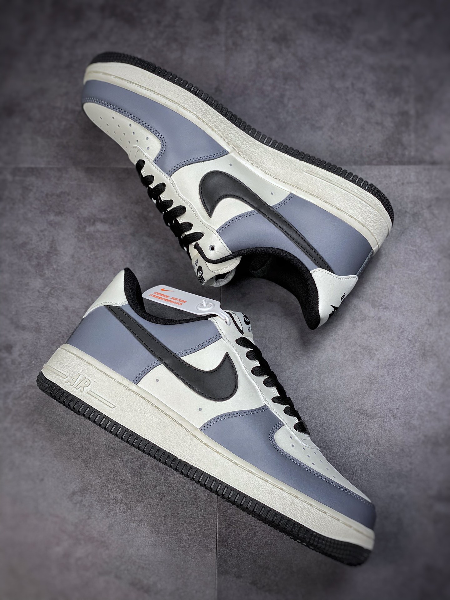 220 Nike Air Force 1 Low 07 米白炭黑灰DD3063-608