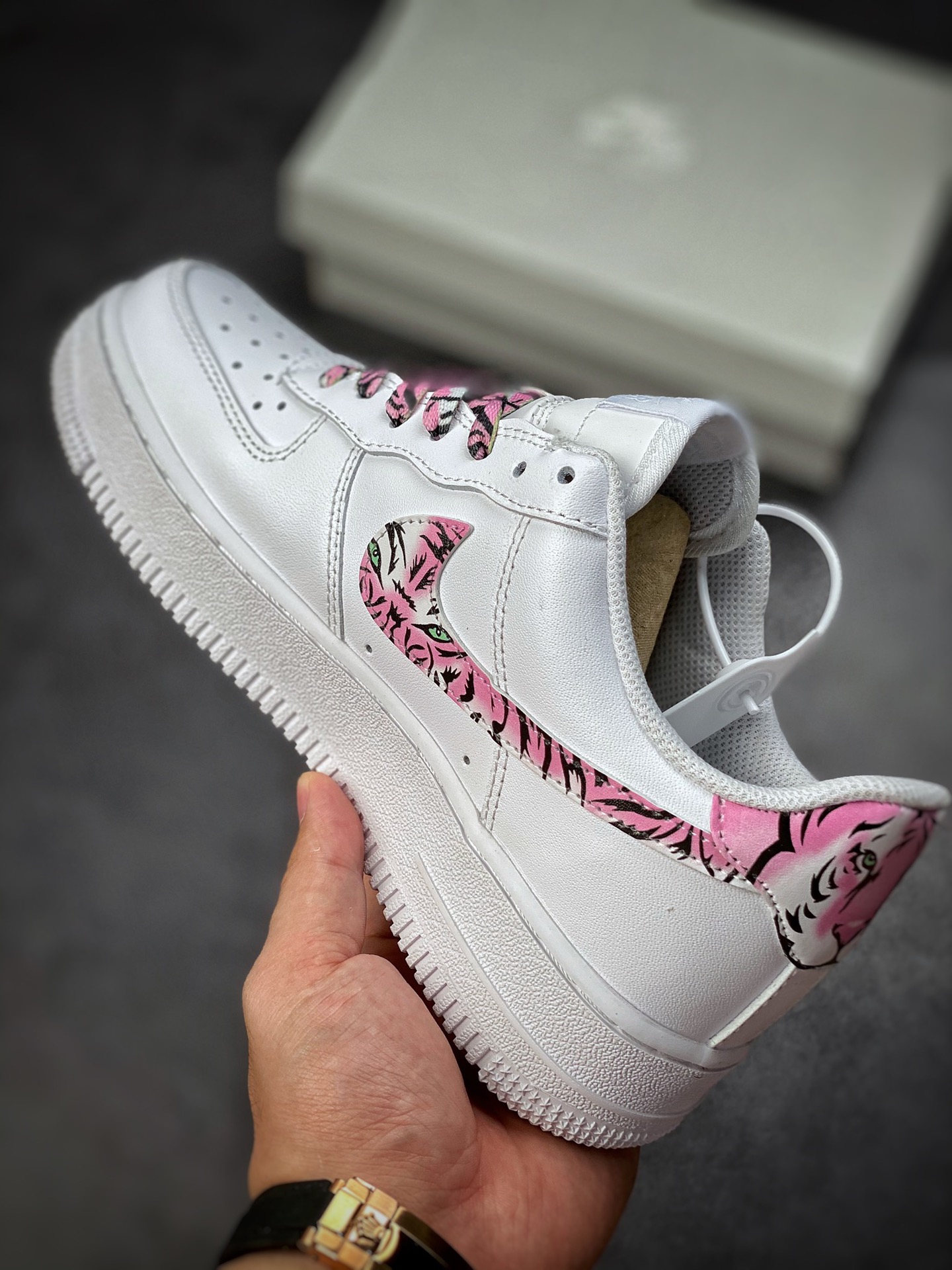 200 Nike Air Force 1 Low 07 白粉虎纹 CZ0270-105