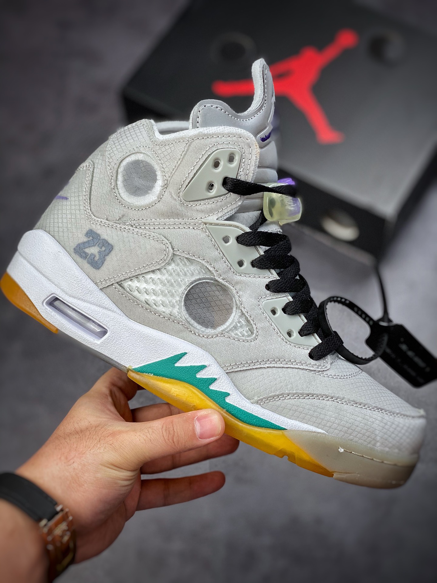 260 Off-White x Air Jordan Retro 5”Grape” 白紫葡萄 CT8480-105