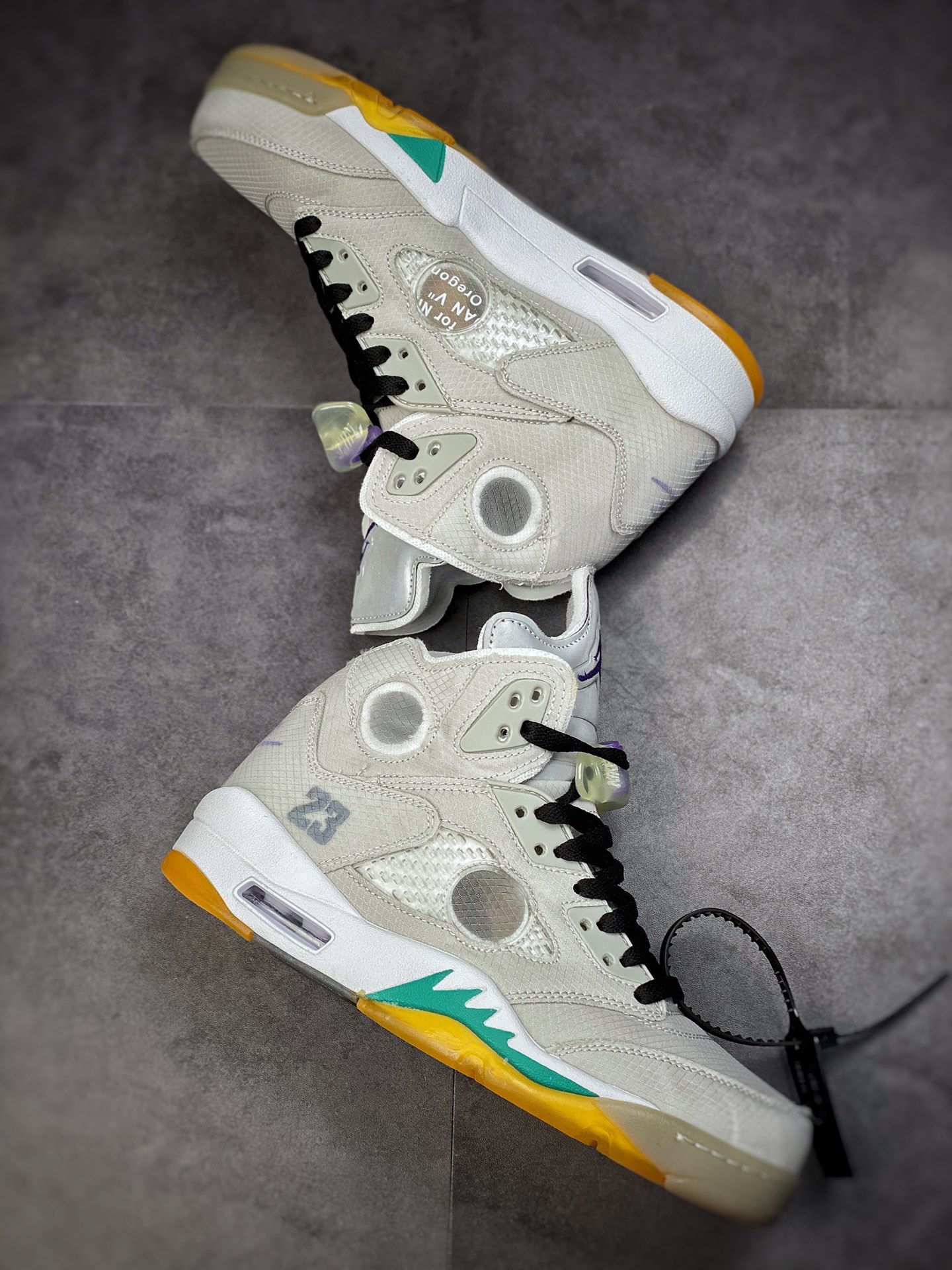 260 Off-White x Air Jordan Retro 5”Grape” 白紫葡萄 CT8480-105