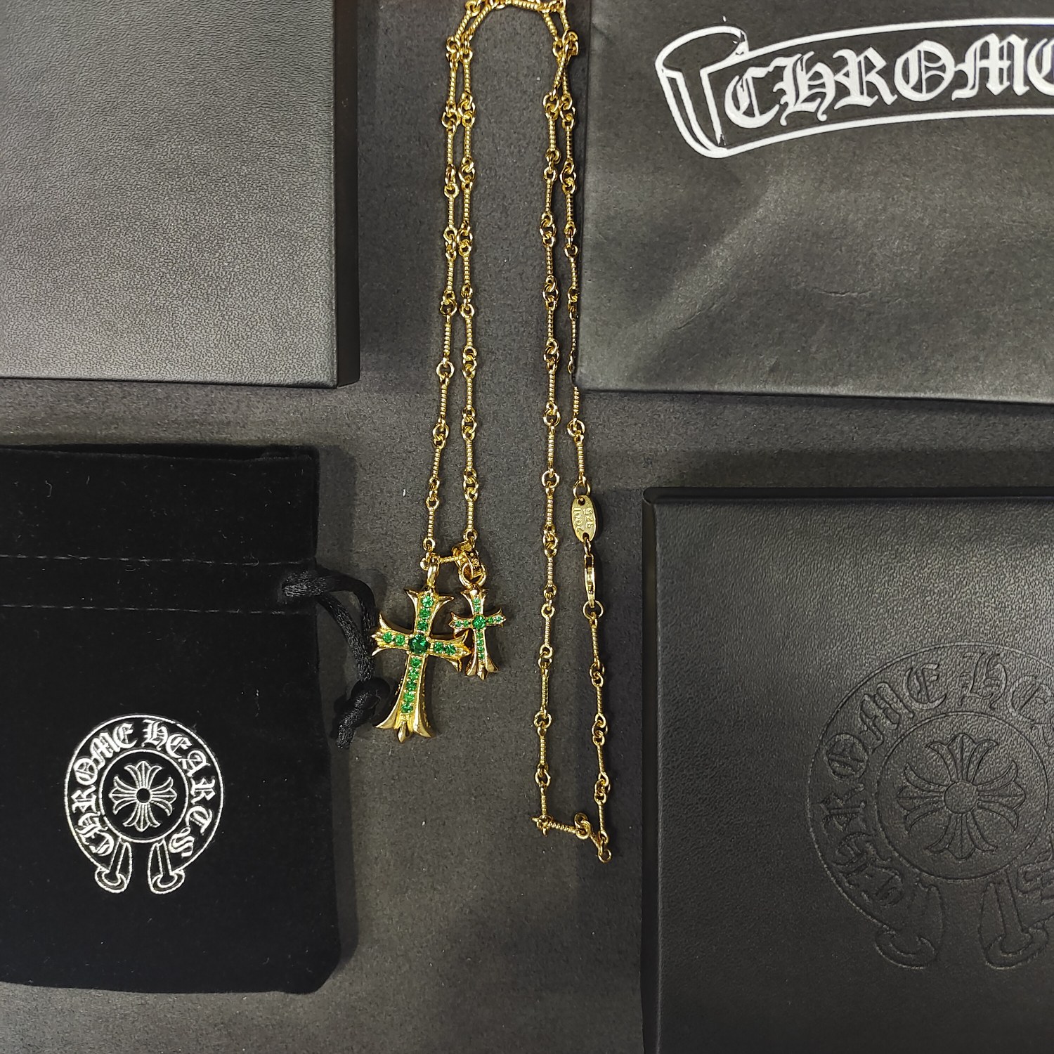 NO:112320,Chrome Hearts Golden Green Diamond Necklace Internet celebrity products, jewelry quality, chrome hearts, chrome hearts, necklace19860909Chrome Hearts 克罗心金色绿钻项链 网红爆款,饰品精品,chrome hearts,chrome hearts,necklace,Jewelry