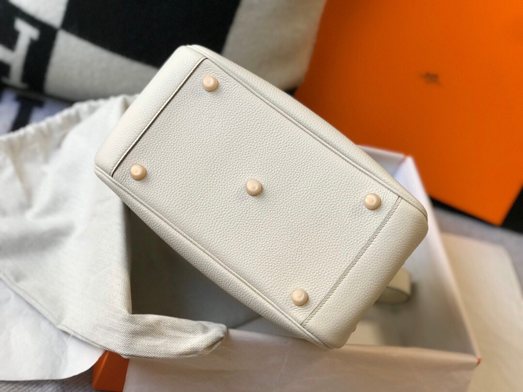 Lindy 26cm 金扣 ハンドバッグ - Togo小牛レザー製