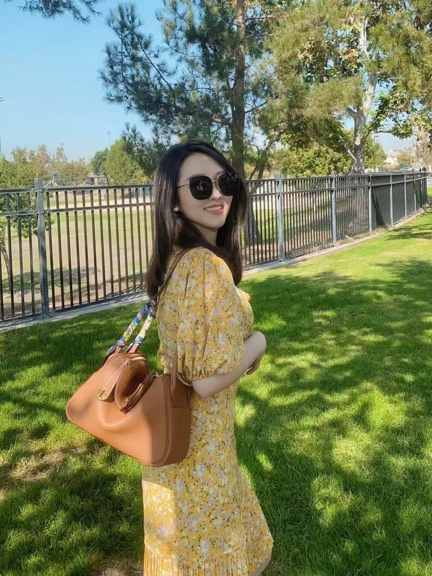 Lindy 26cm 金扣 - 高品質Togo小牛素材のハンドバッグ