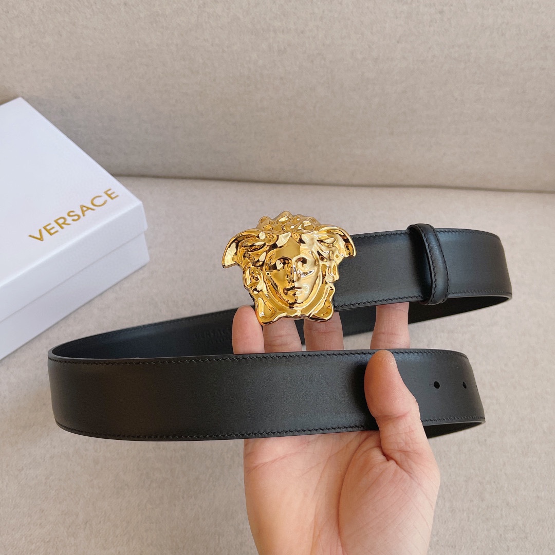 [Versace Belts]Versace was founded in 1978 The brand logo is the mythical snak
