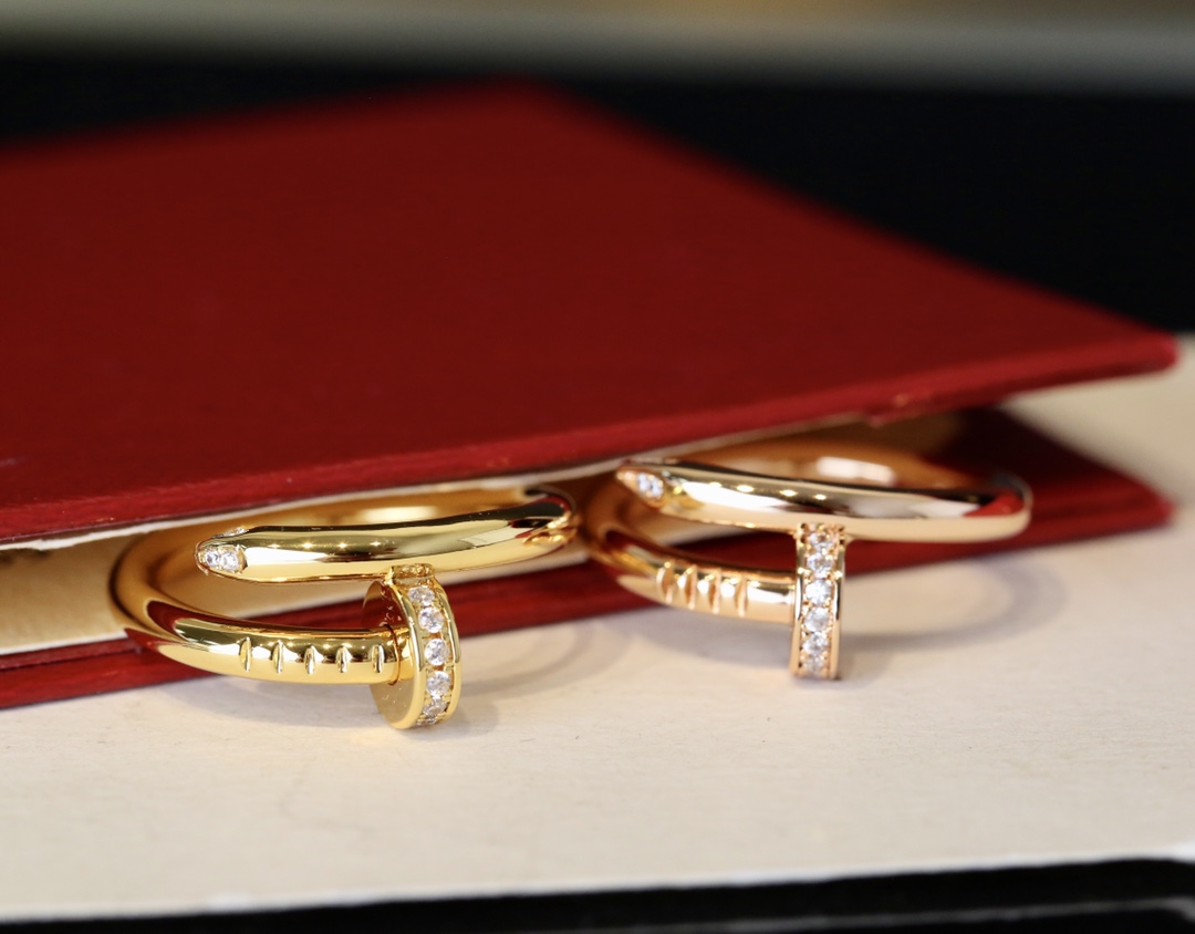 Cartier Cartier 款钉子戒指，头尾钻戒指