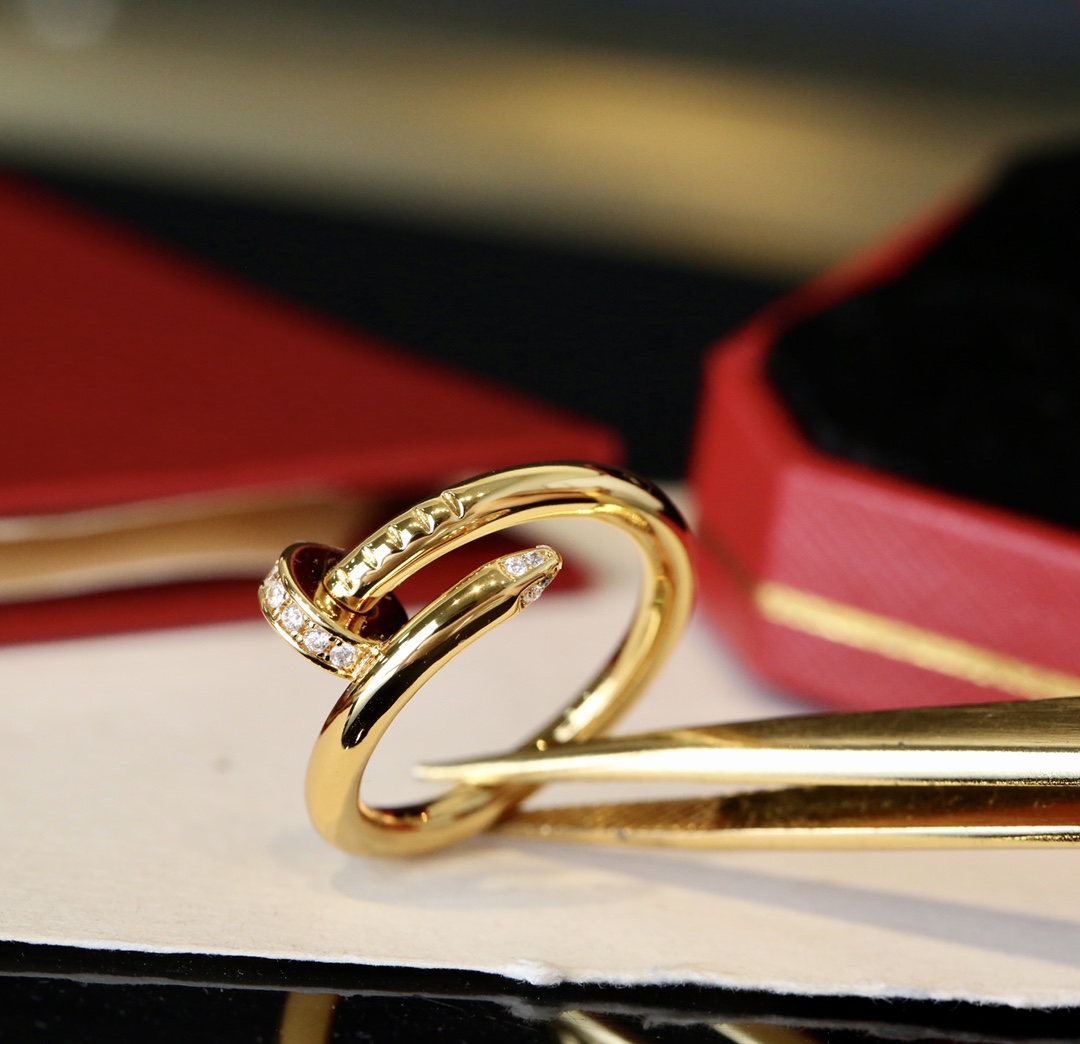Cartier Cartier 款钉子戒指，头尾钻戒指