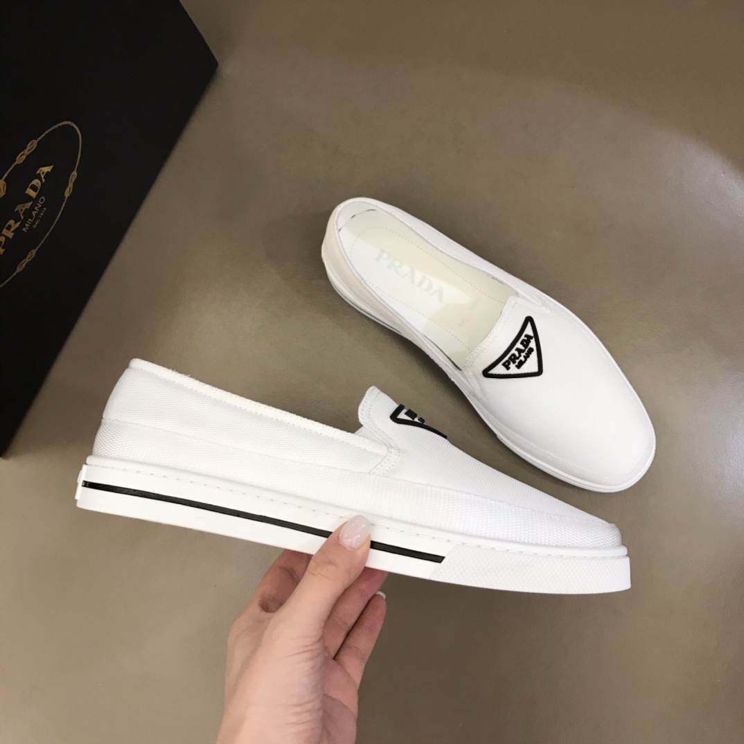 PRADA/普拉达 进口高密度原版尼龙透气男士套脚乐福便鞋