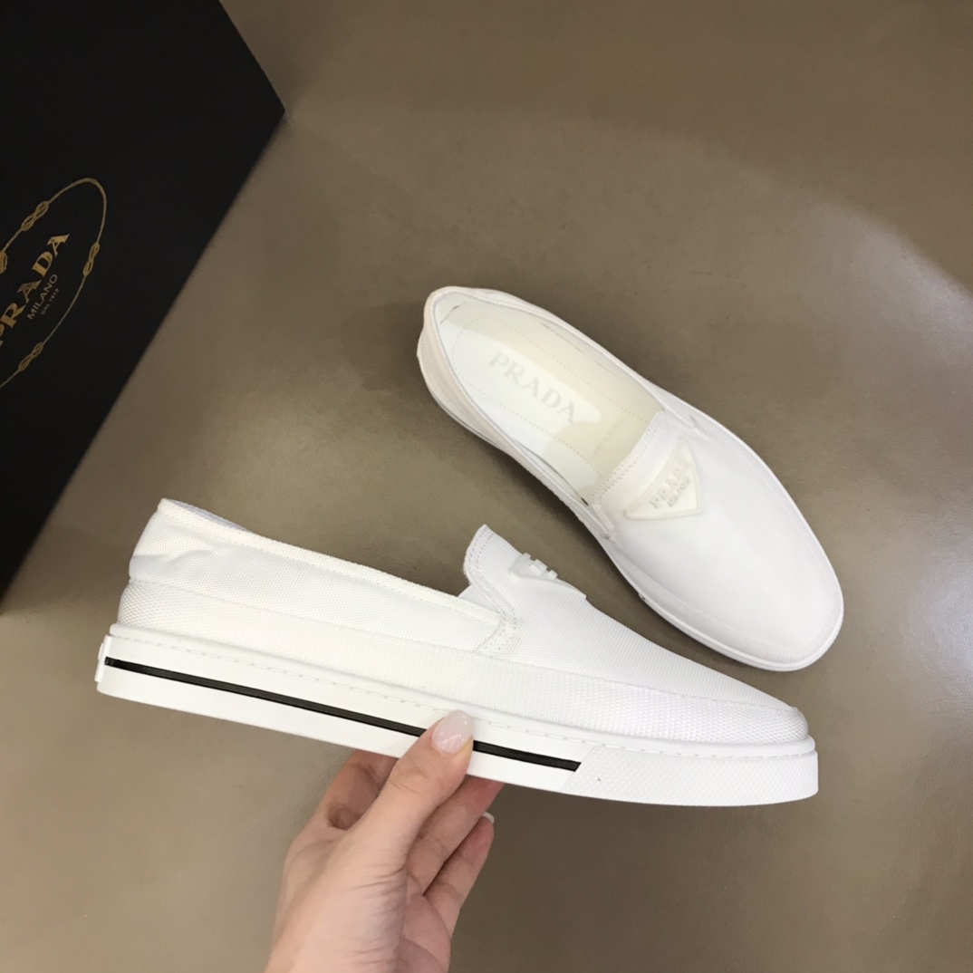 PRADA/普拉达 进口高密度原版尼龙透气男士套脚乐福便鞋