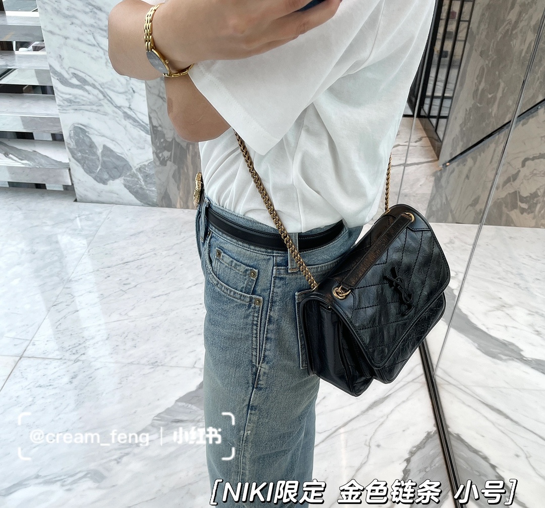 YSL 𝐍𝐢𝐤𝐢 28𝐜𝐦 邮差包 633158黑色/金链