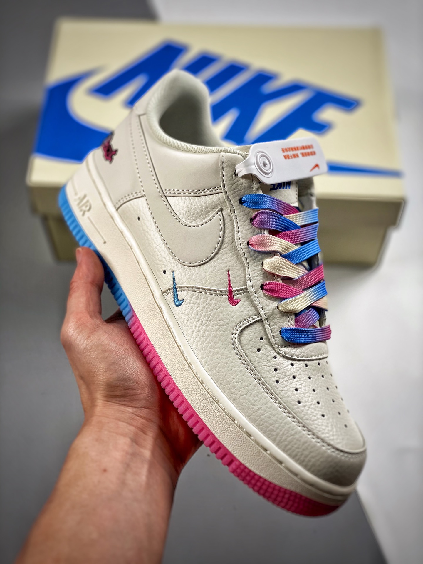 -3 Nike Air Force 1 Low '07 "米粉蓝" 迈阿密城市限定低帮空军一号休闲板鞋 定制头成皮料 3M反光 原盒包装 原楦原纸板 水晶双色大底 纯正版型 内置全掌气垫 货号：KU0902-112 Size：36 36.…