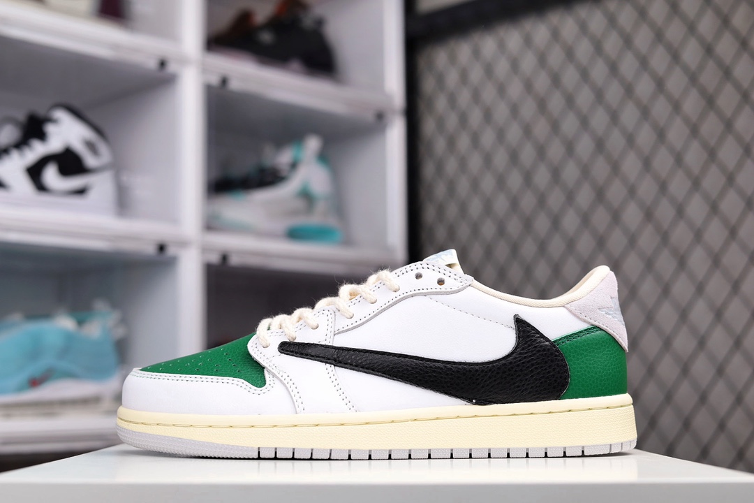 H0 Travis Scott x Air Jordan 1 Low AJ1 TS倒钩低帮 白绿 绿黑全头层皮打造 原鞋原档案开发 原厂皮料 原档冲孔鞋头 中底四线拉帮 原厂织唛标 鞋舌高弹海绵填充 各方面细节碾压市面诸多嘴炮”纯原”