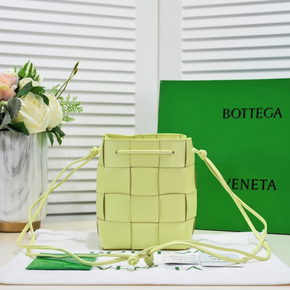 Bottega Veneta Bucket Bags Lemon Yellow Weave Unisex