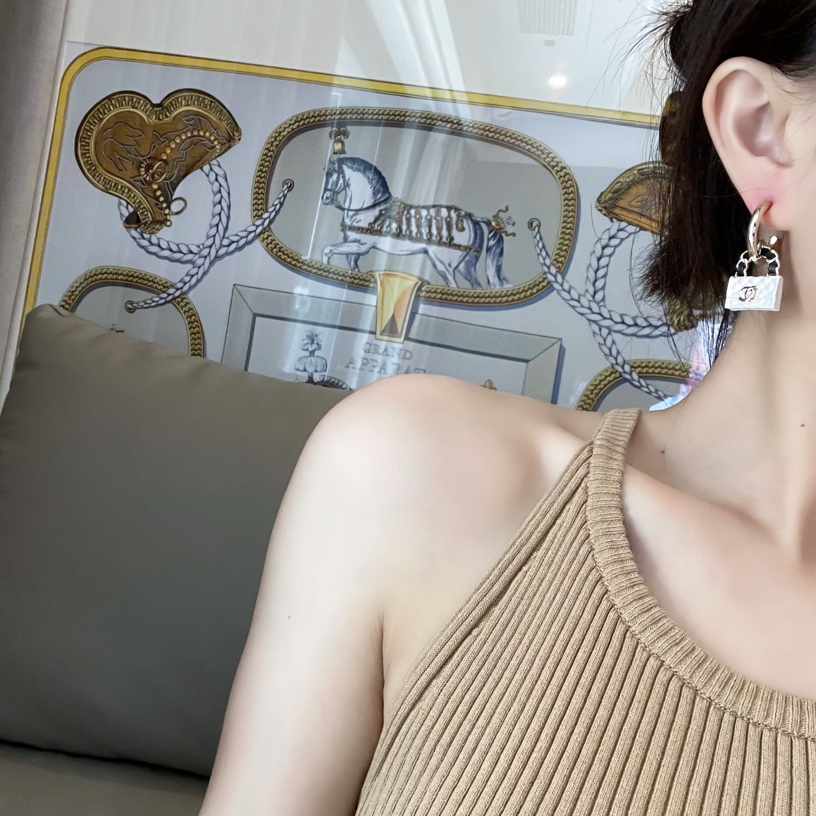 新款☑️CHANEL香奈儿双c包包👜耳钉耳环