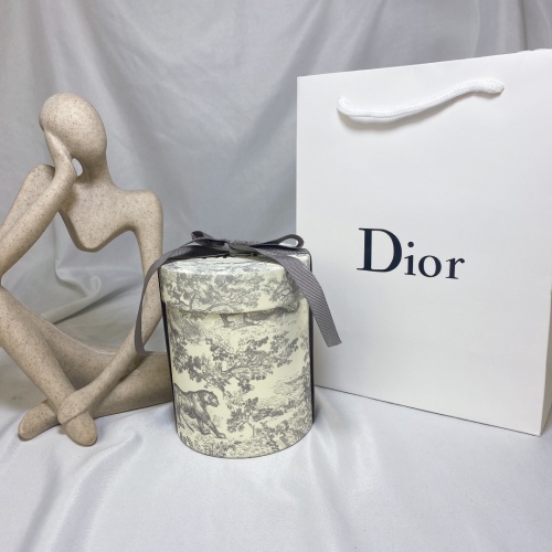 Dior Large Toile de Jouy Scented Candle Gift Set - 280g 1 Dior Large Toile de Jouy Scented Candle Gift Set - 280g