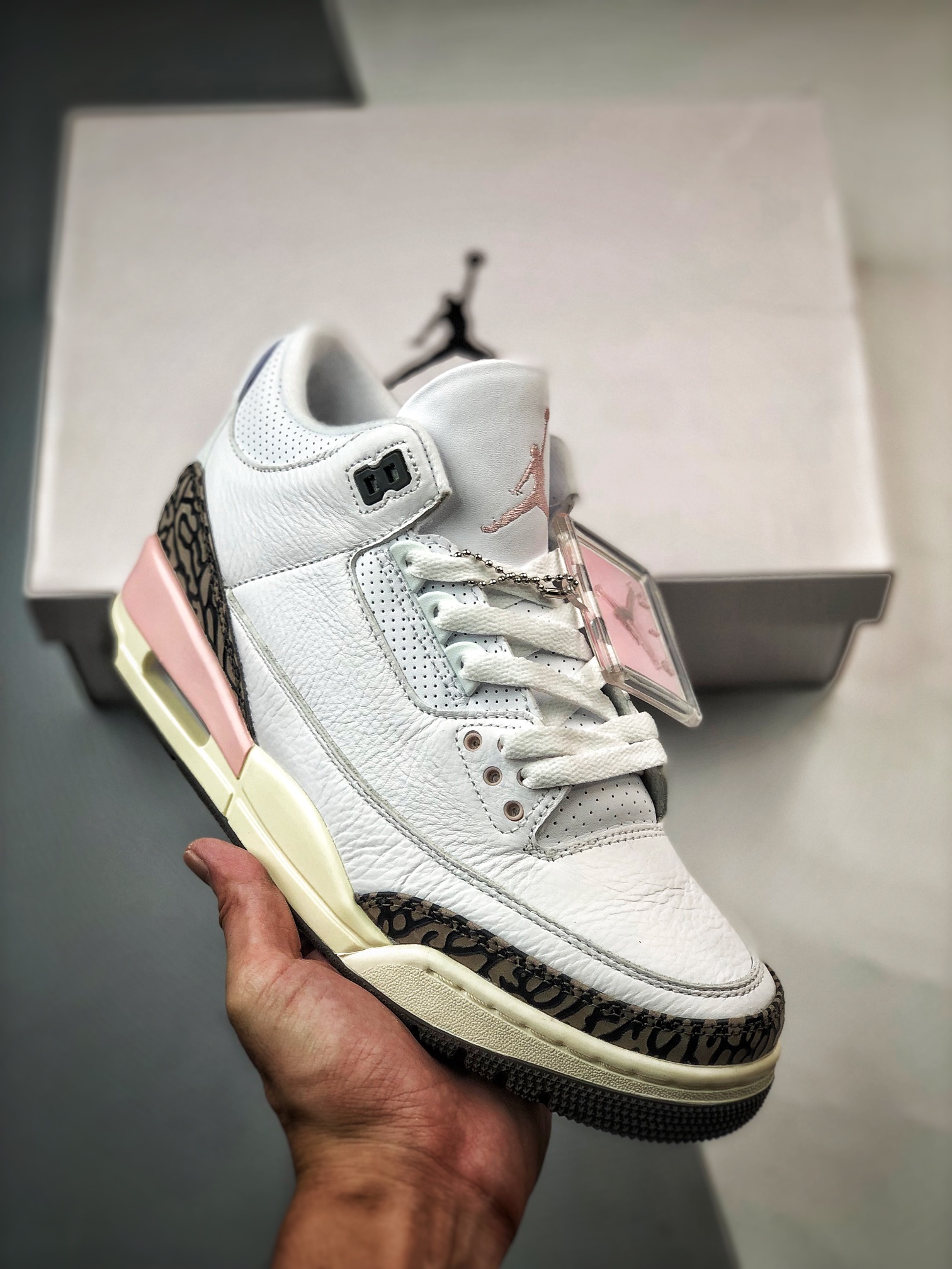 380 Air Jordan 3 Retro ”Dark Mocha” 乔3樱花白棕粉配色 CK9246-102