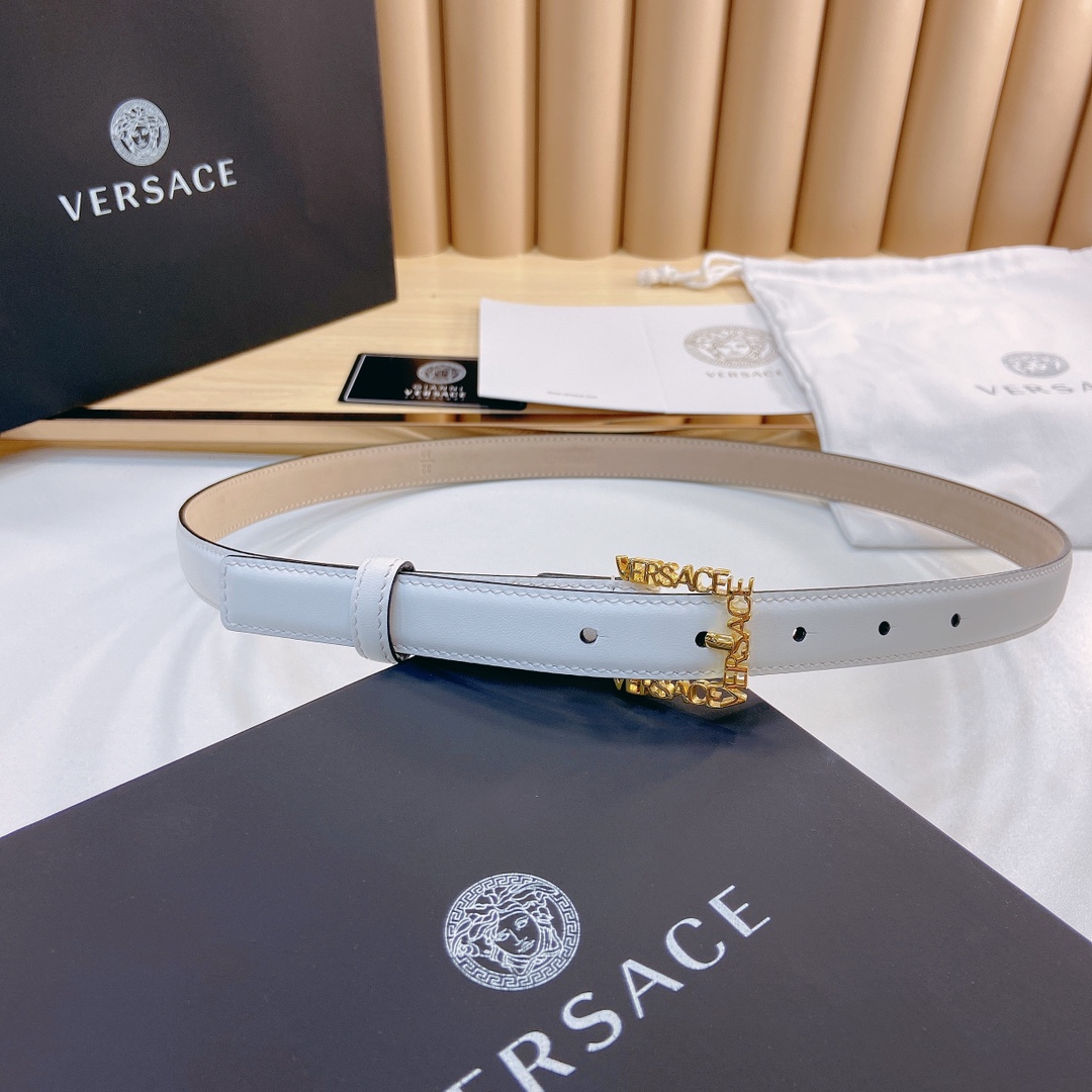 范思哲VERSACE2.0cm宽软皮