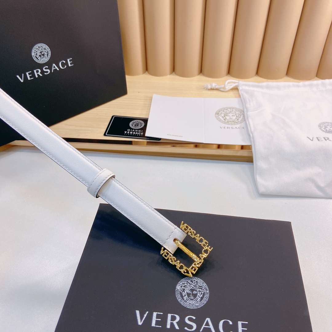 范思哲VERSACE2.0cm宽软皮