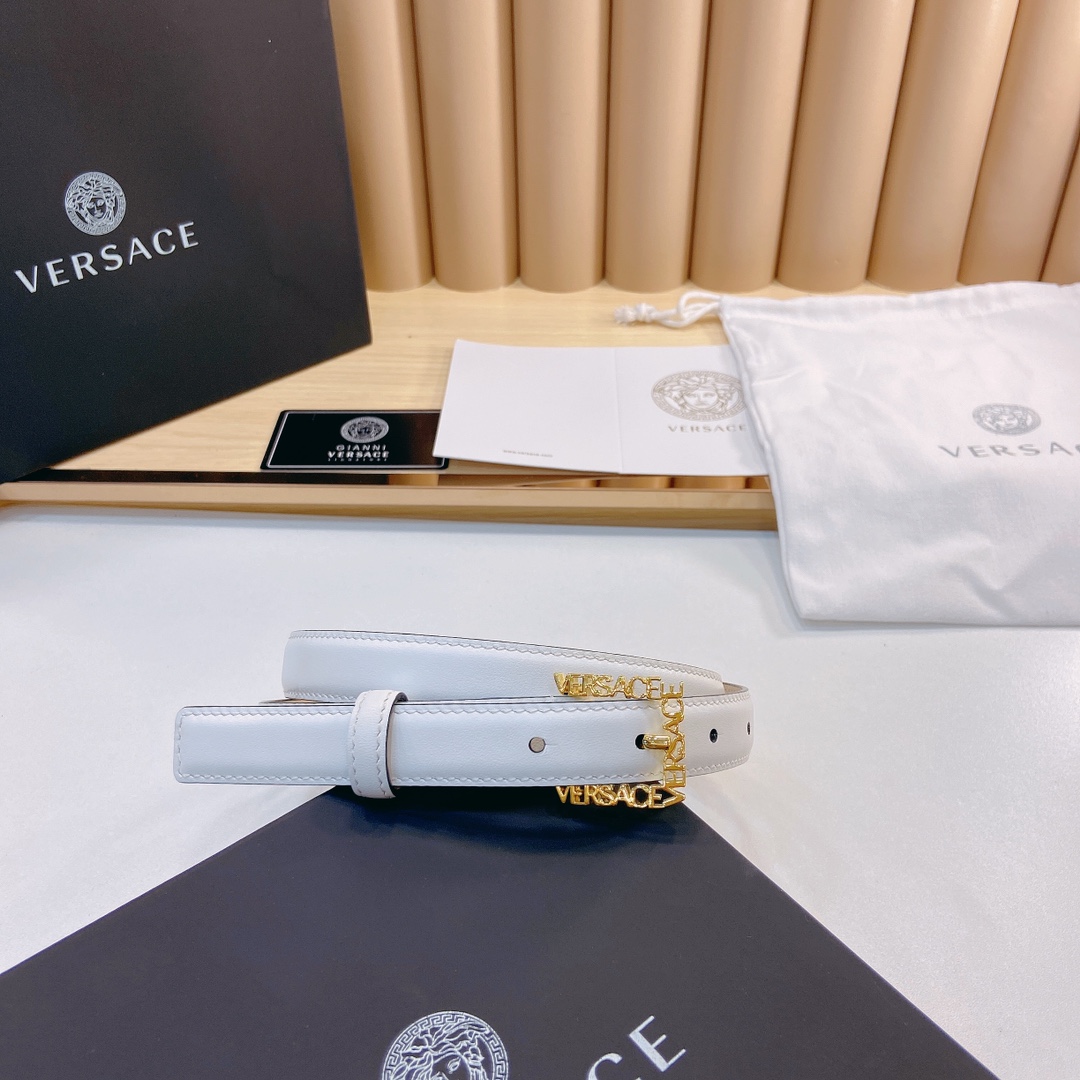 范思哲VERSACE2.0cm宽软皮