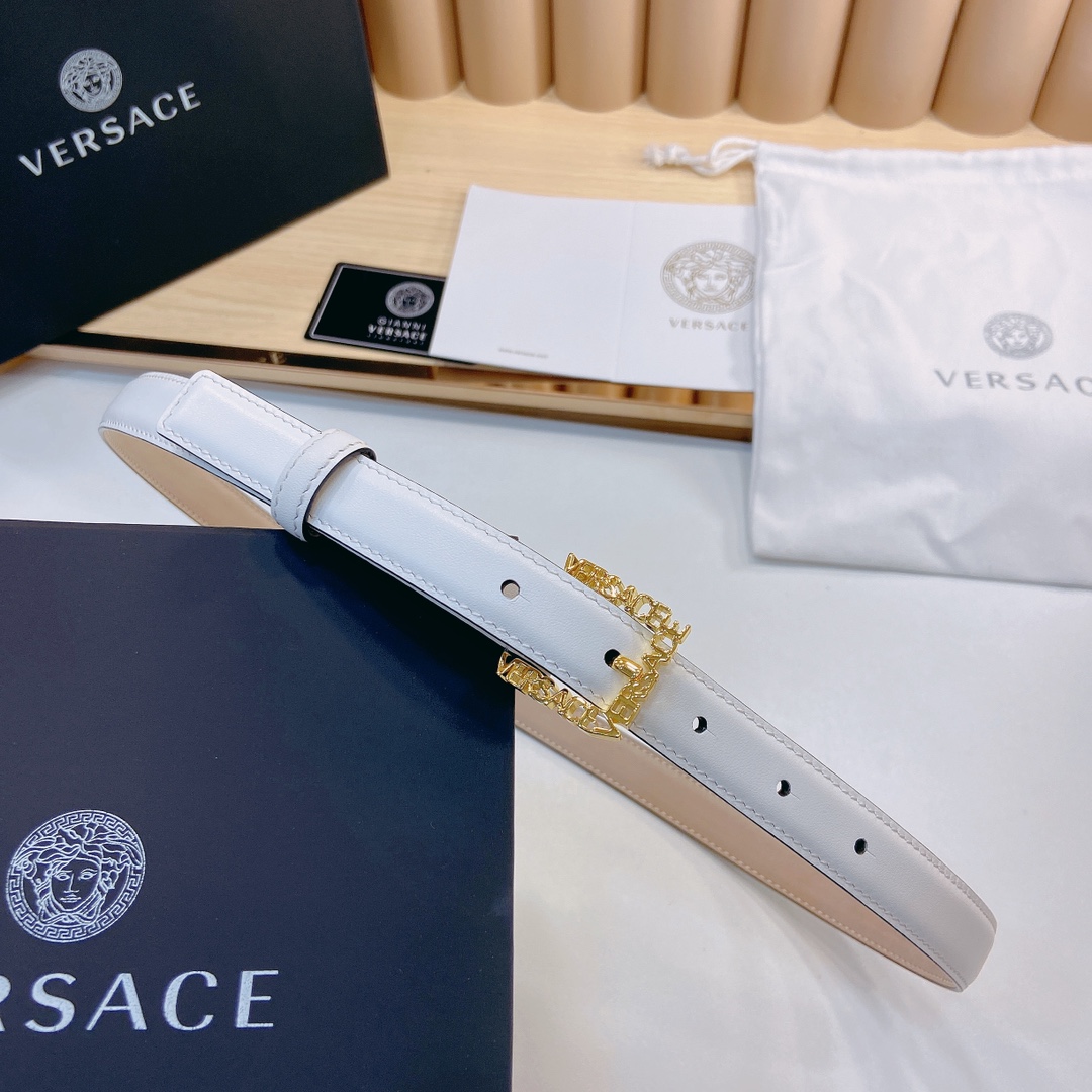 范思哲VERSACE2.0cm宽软皮
