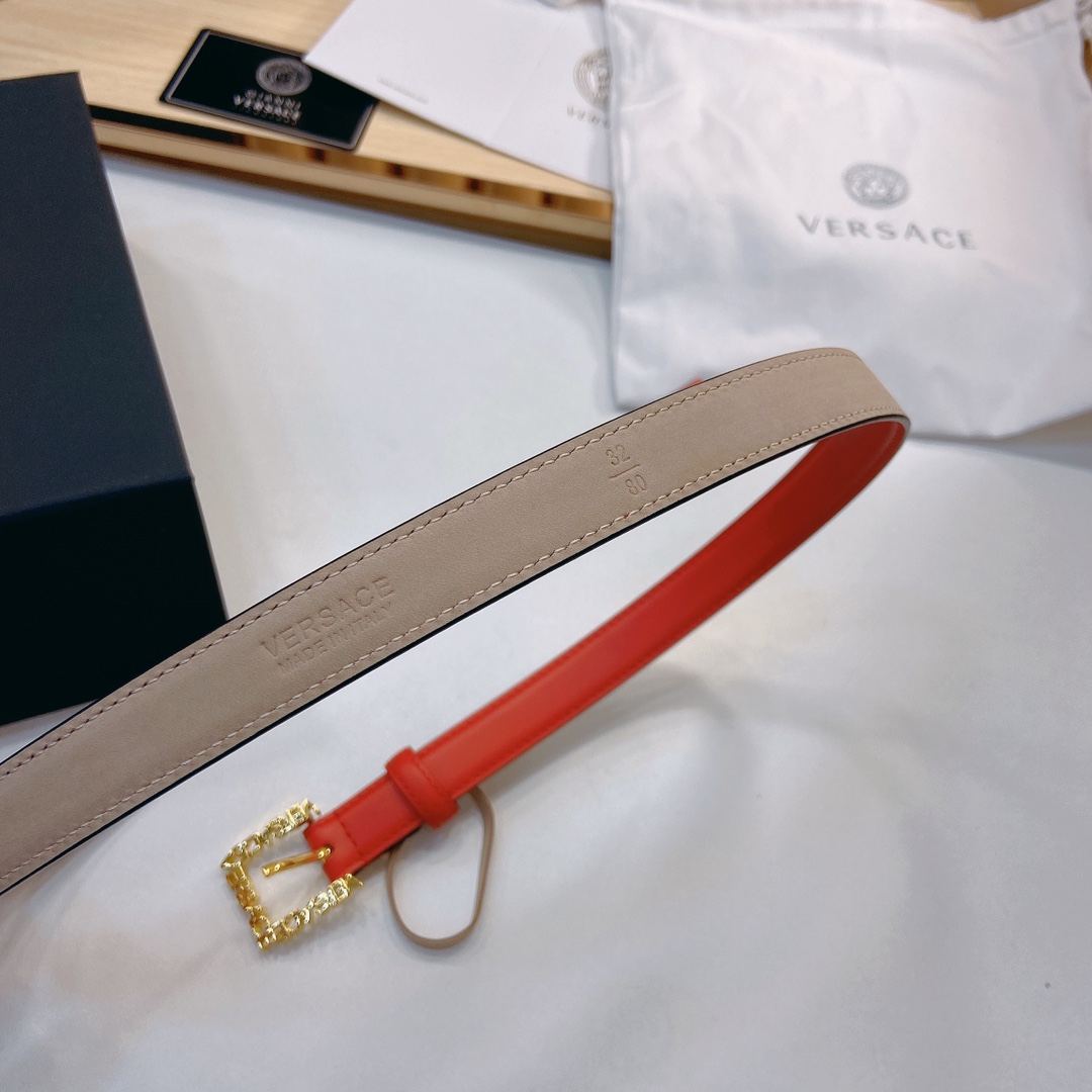 范思哲VERSACE2.0cm宽软皮