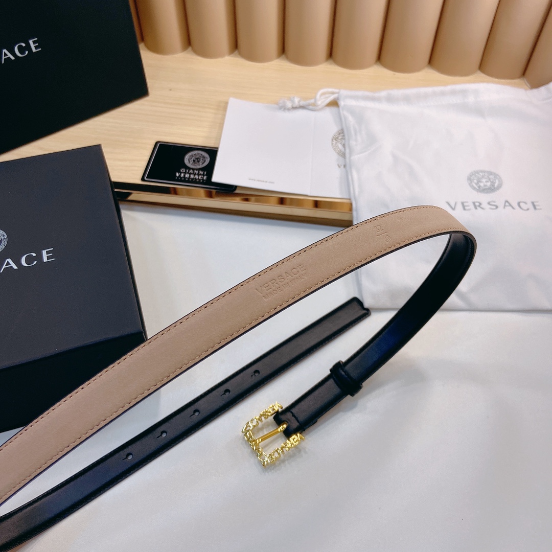 范思哲VERSACE2.0cm宽软皮
